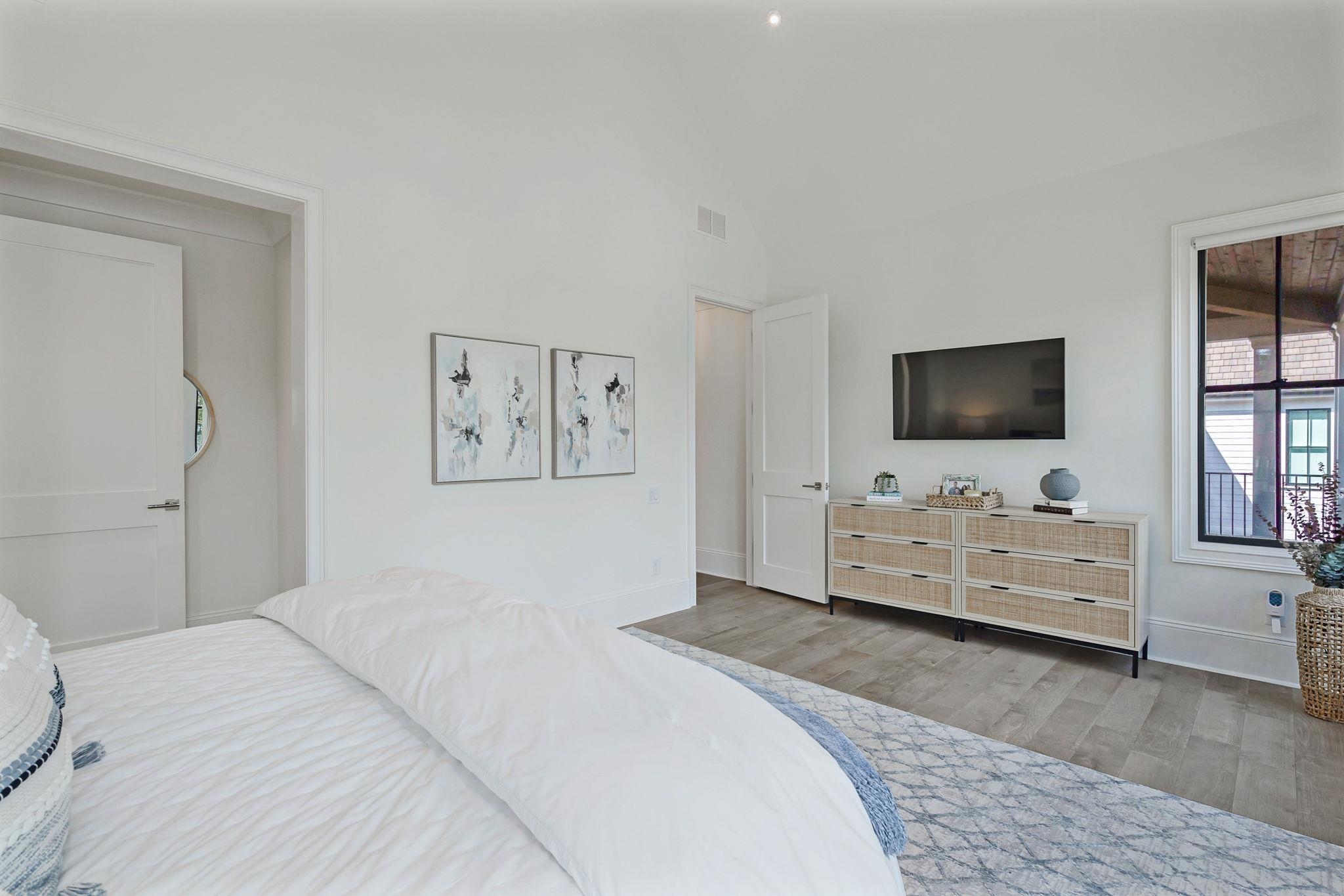 1091 LONGVIEW COMMONS image 23