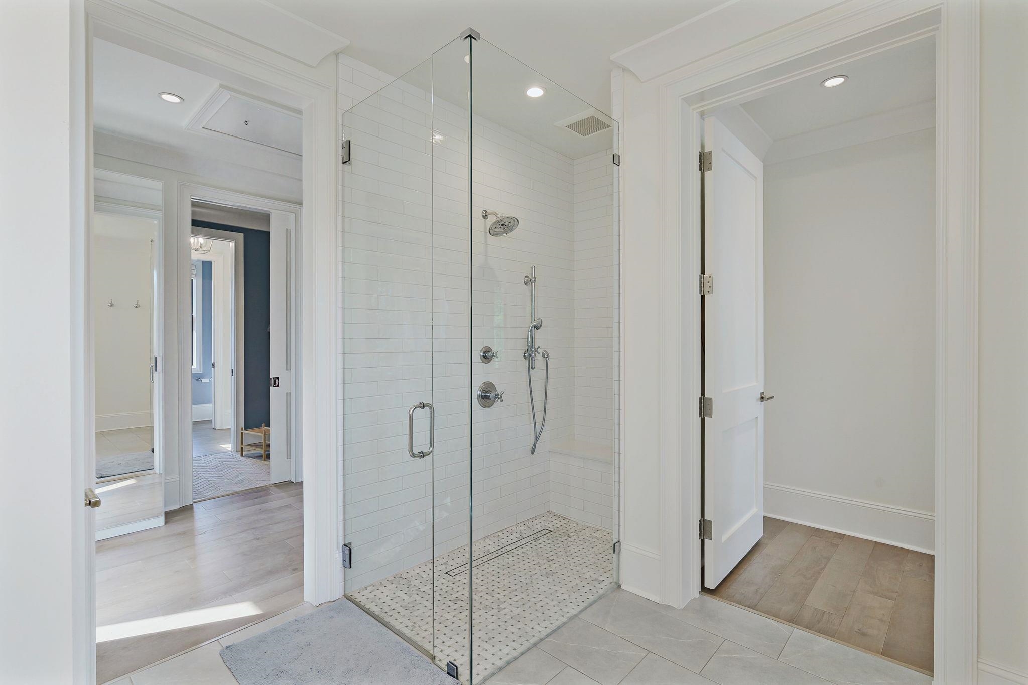 1091 LONGVIEW COMMONS image 28