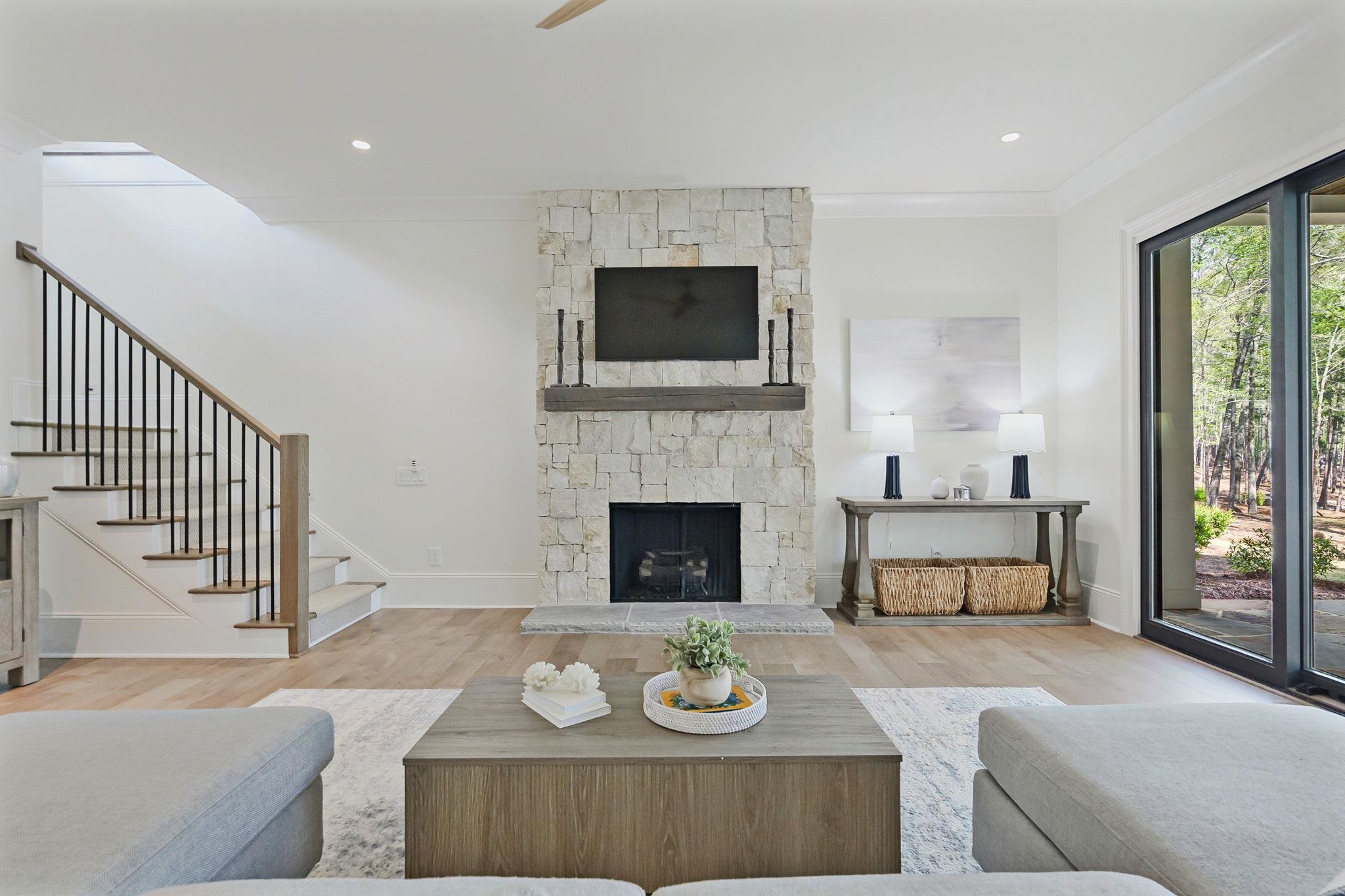 1091 LONGVIEW COMMONS image 33