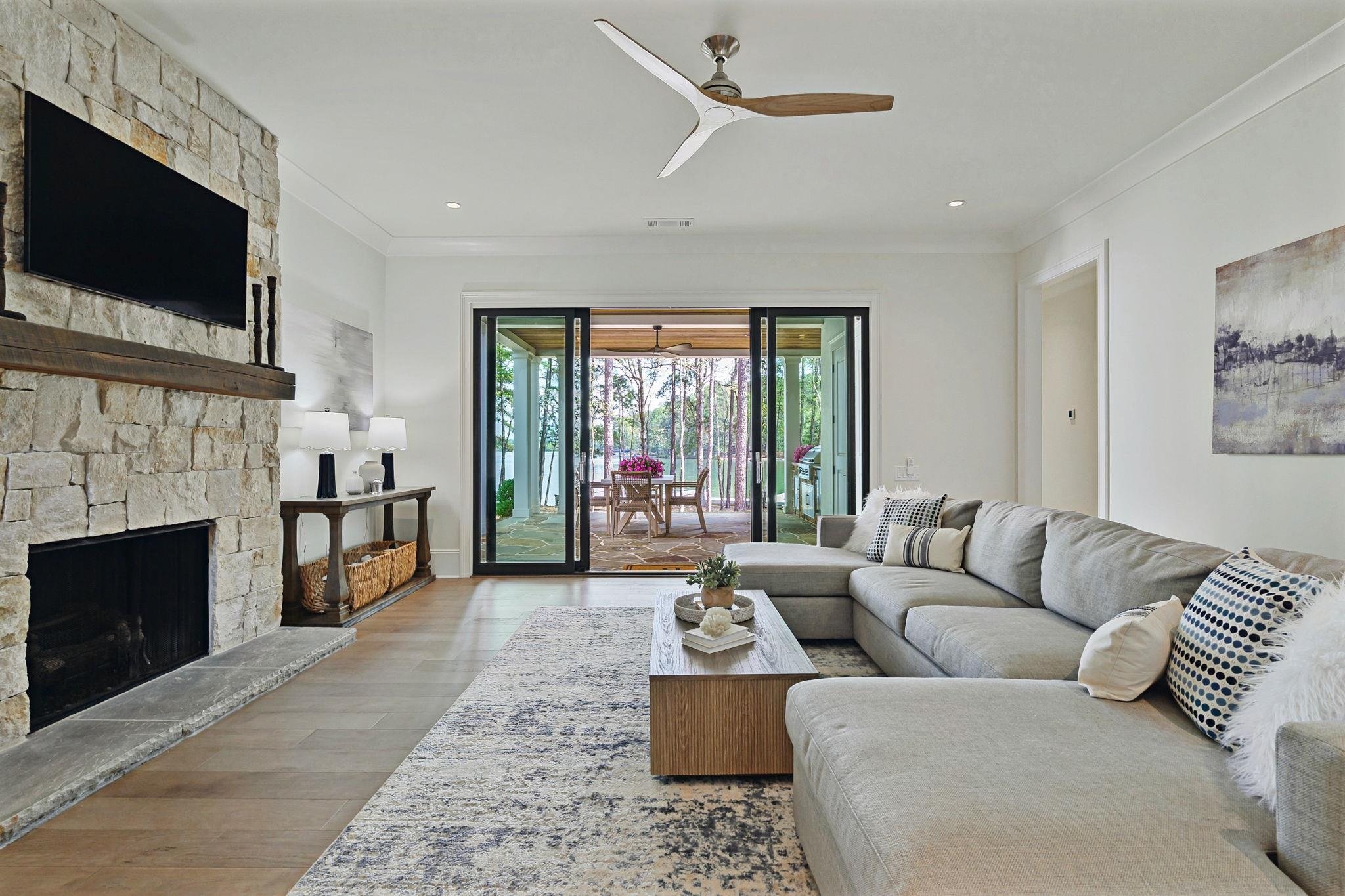 1091 LONGVIEW COMMONS image 35