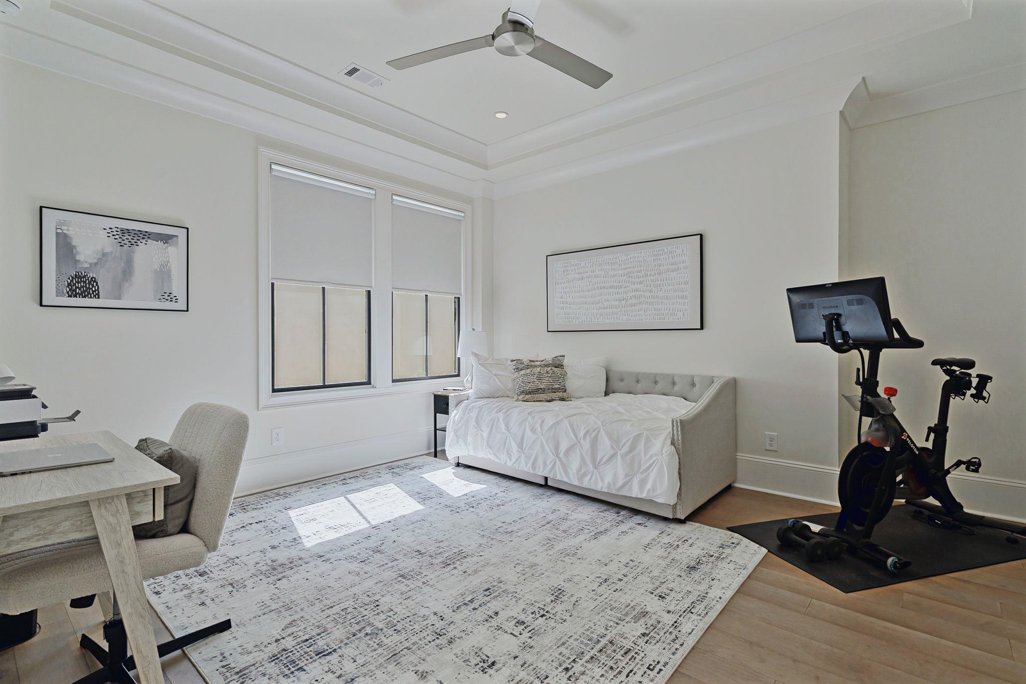 1091 LONGVIEW COMMONS image 43