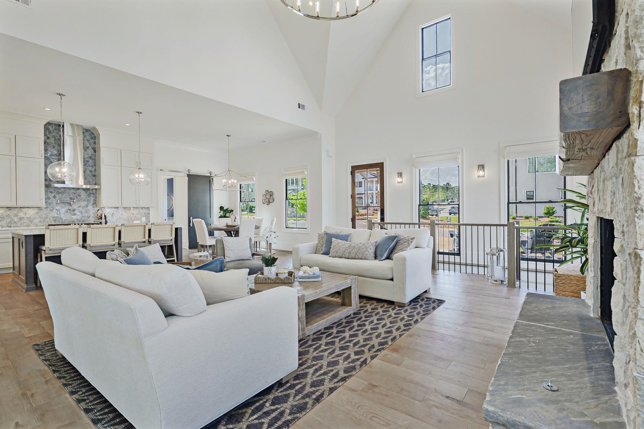 1091 LONGVIEW COMMONS image 9