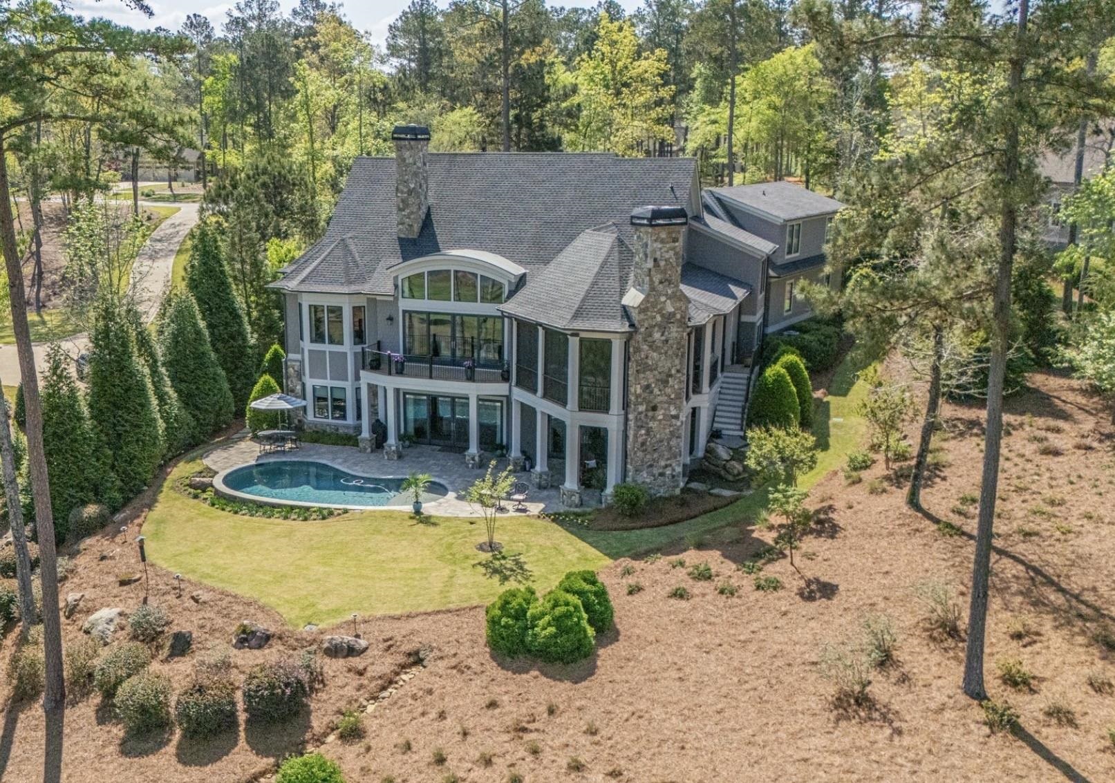 1240 ROSE CREEK image 1