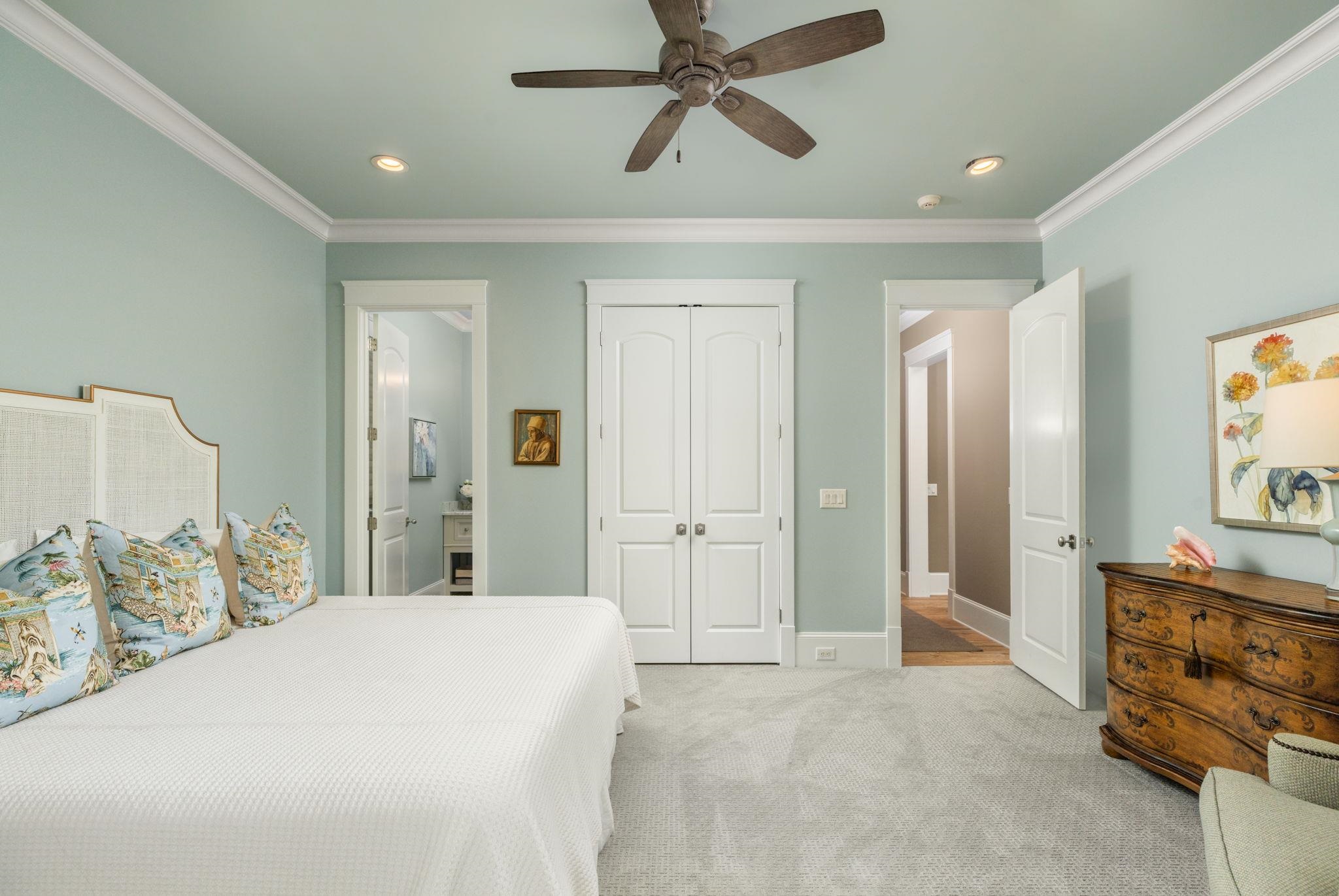 1240 ROSE CREEK image 61