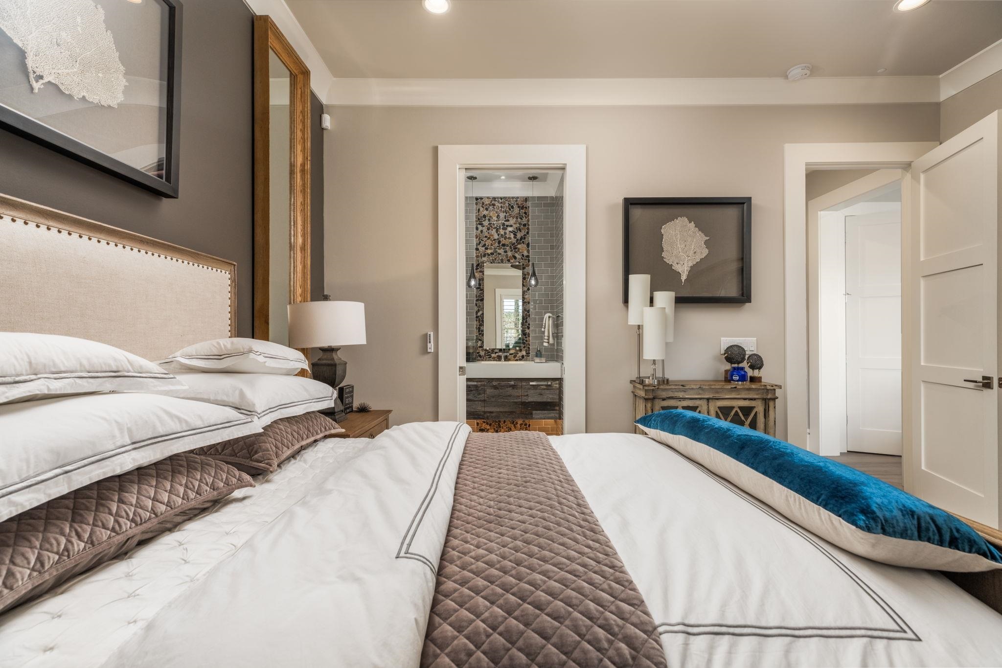 2051 SANDY FORD image 54