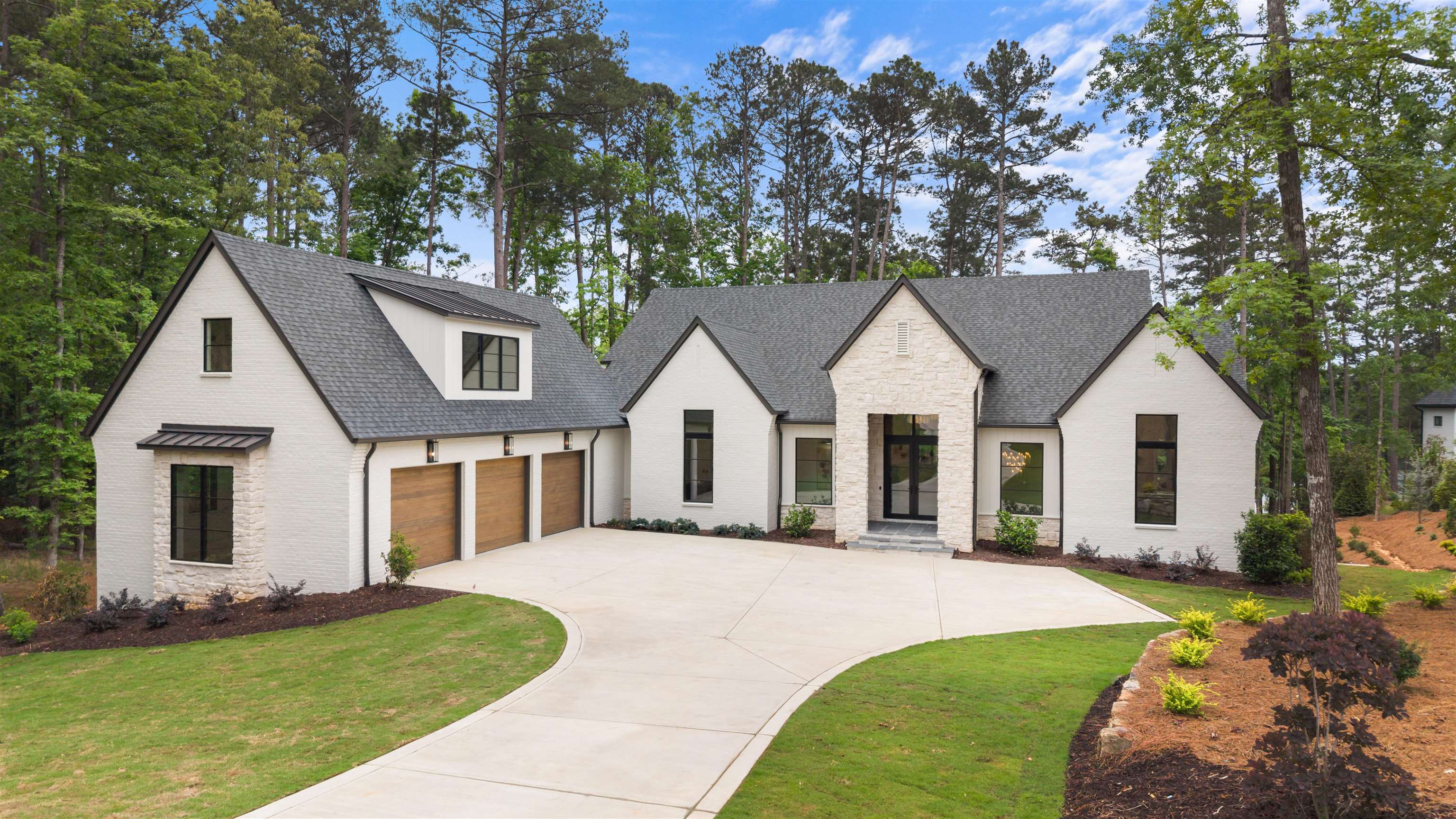 1216 FOX SQUIRREL DR image 2