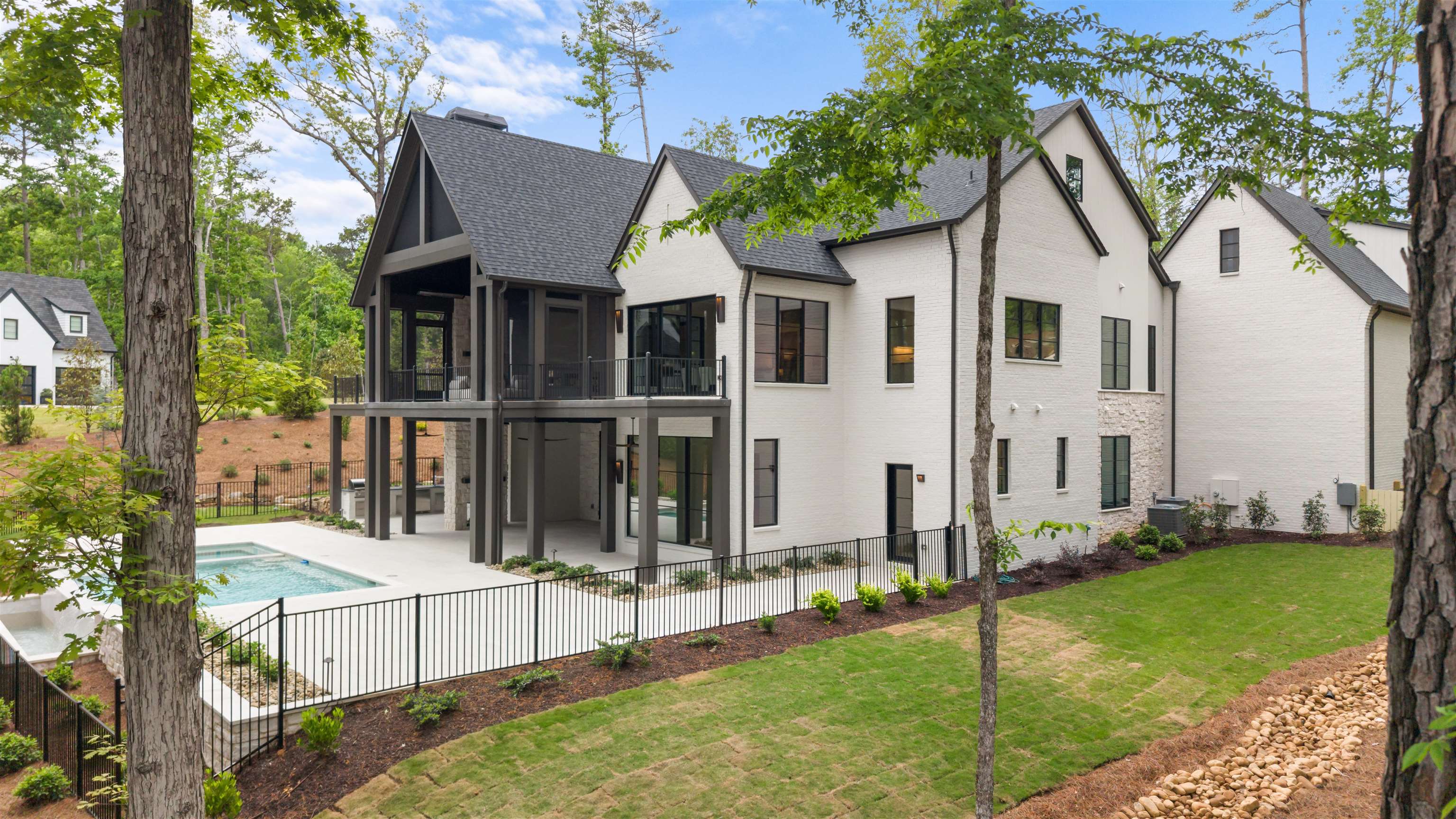 1216 FOX SQUIRREL DR image 4