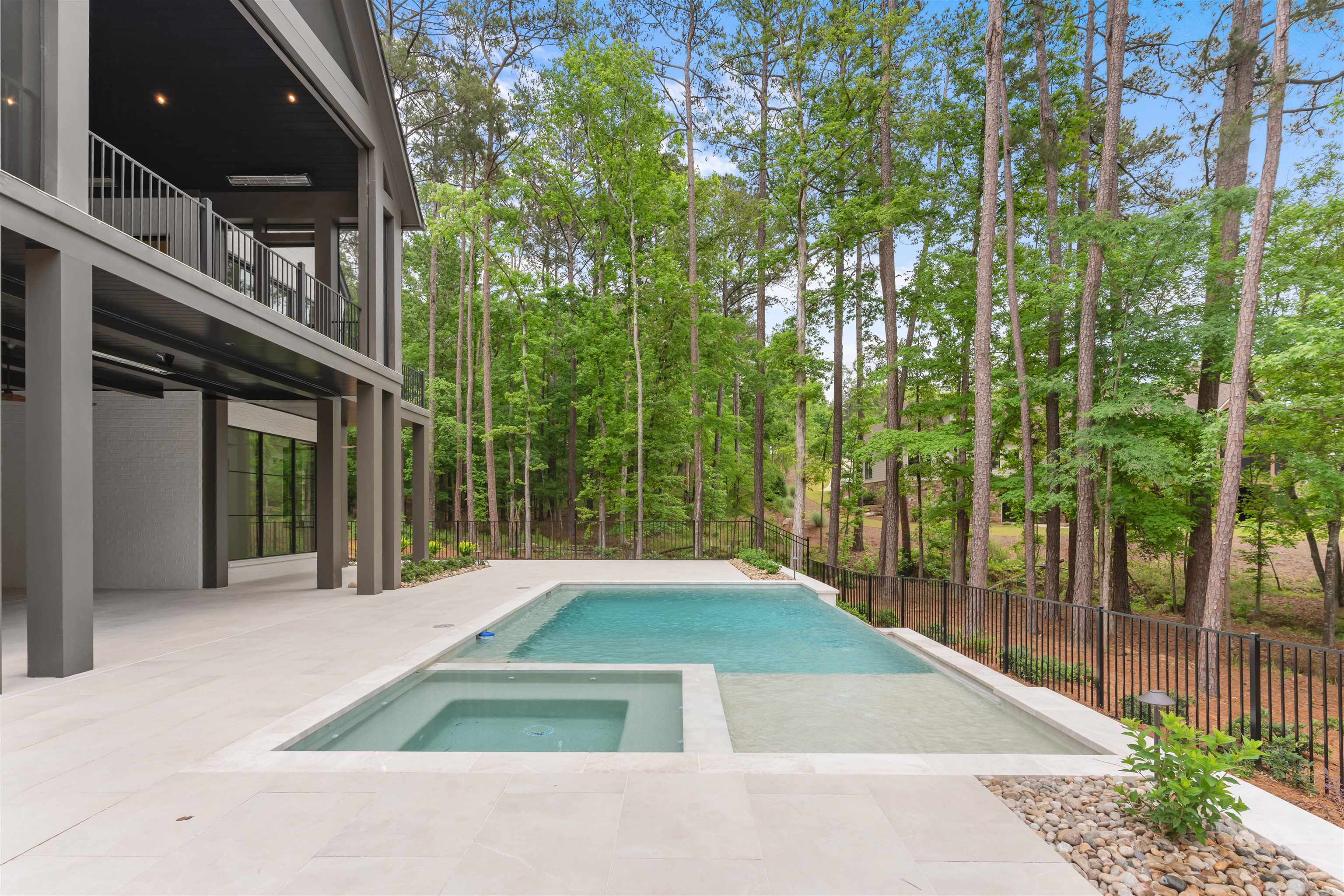 1216 FOX SQUIRREL DR image 5
