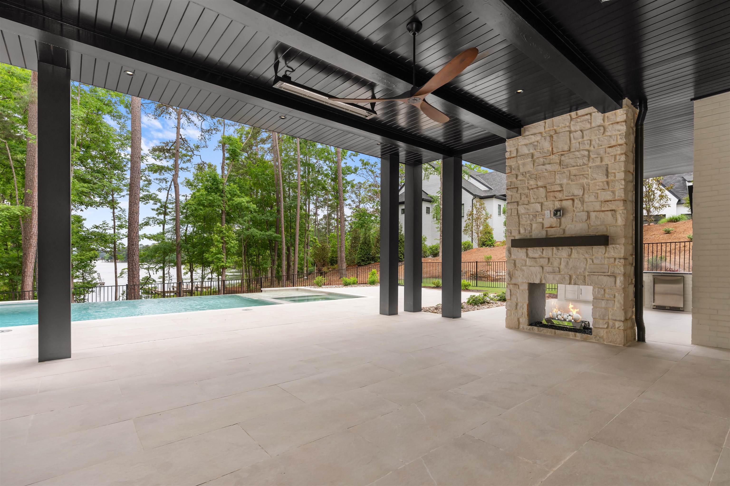 1216 FOX SQUIRREL DR image 62
