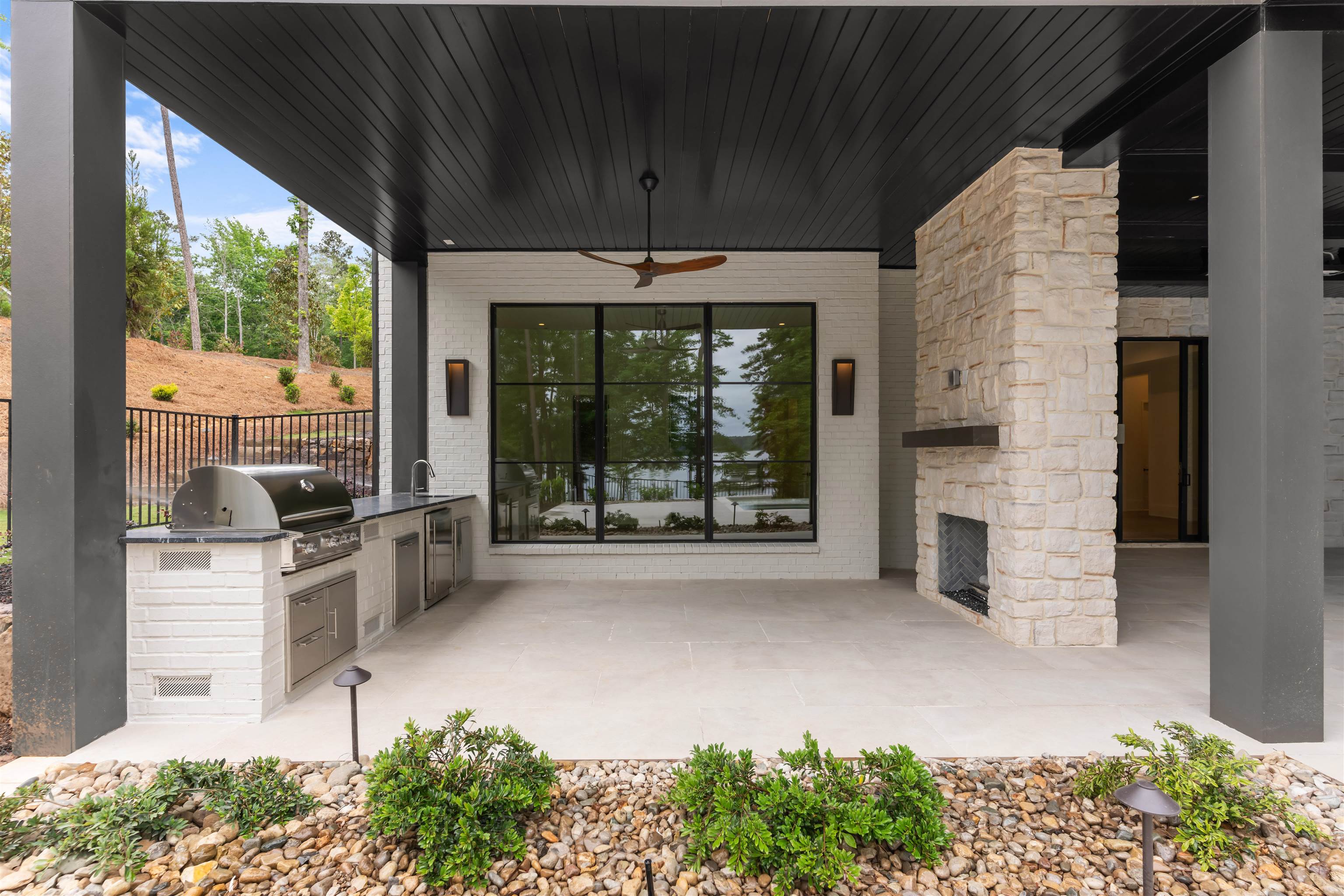 1216 FOX SQUIRREL DR image 64
