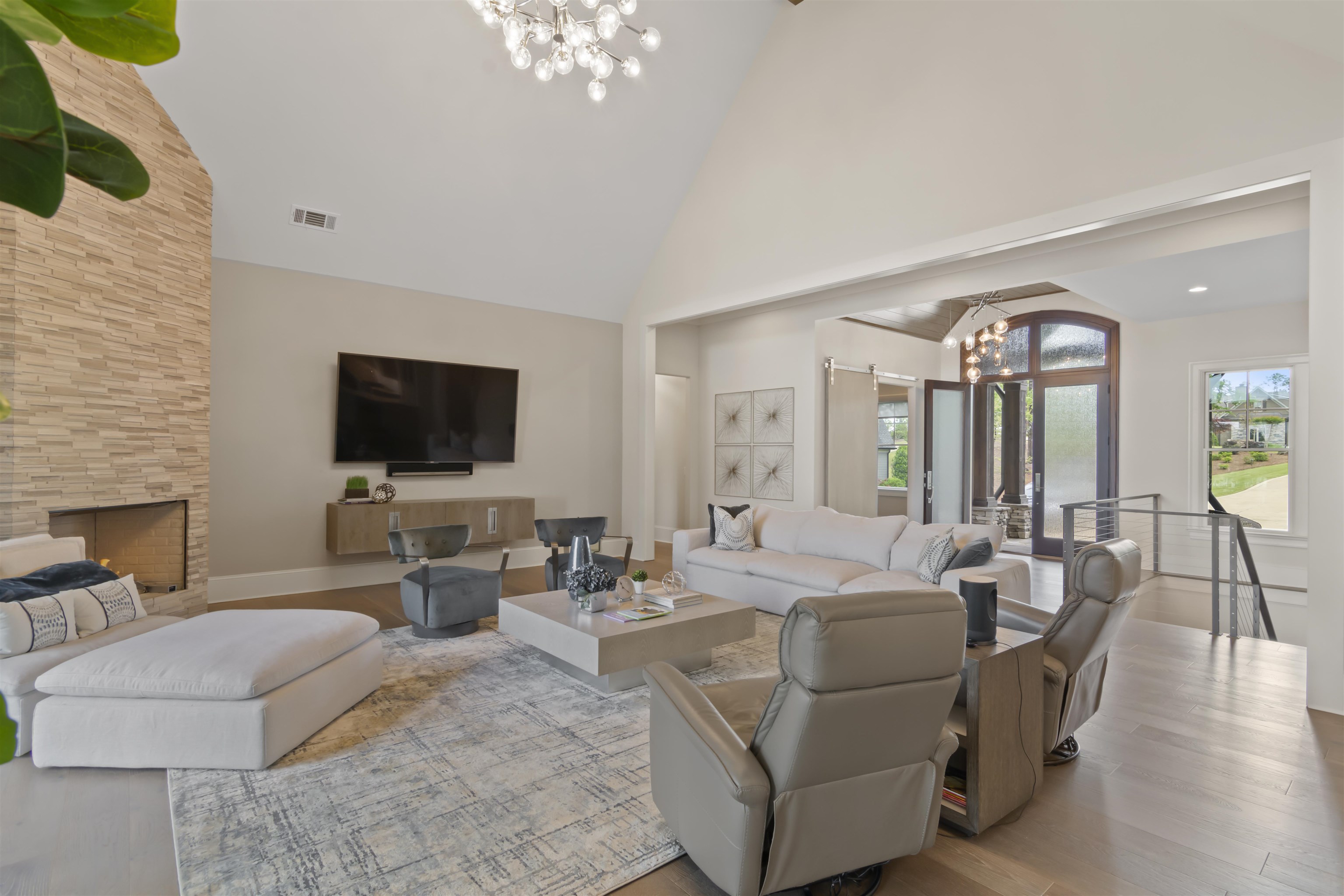 2751 LINGER LONGER DRIVE image 12