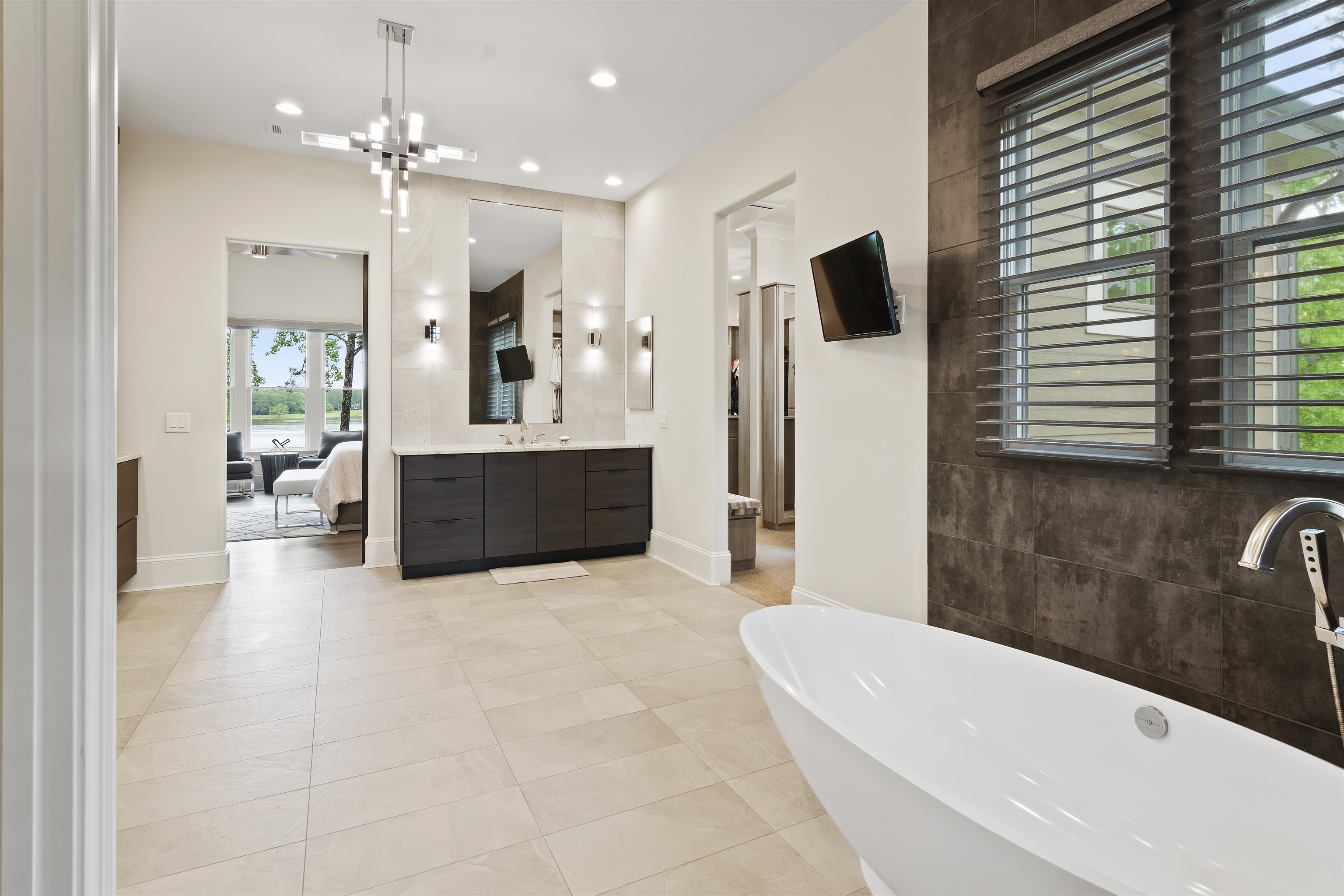 2751 LINGER LONGER DRIVE image 30