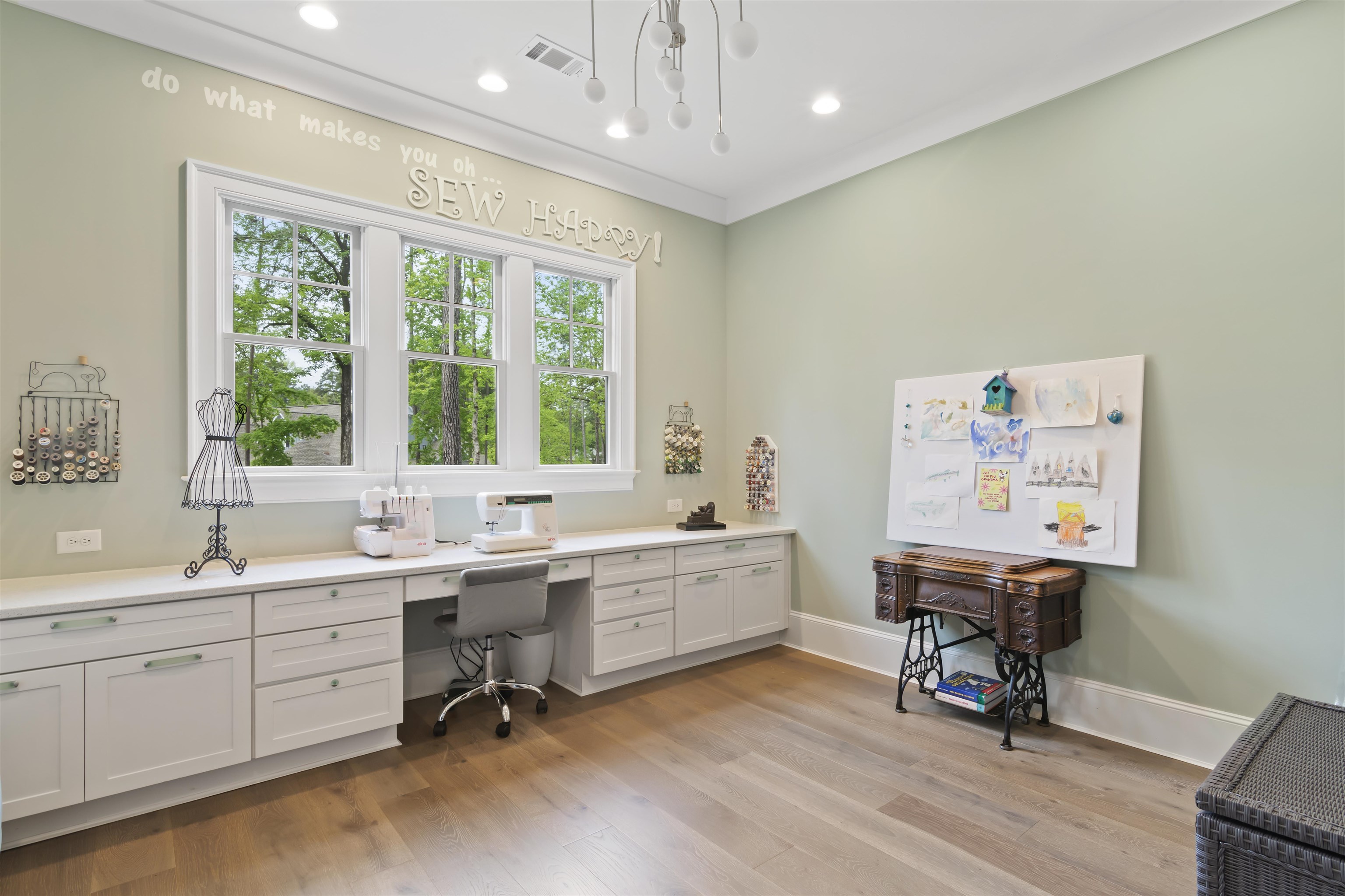 2751 LINGER LONGER DRIVE image 37