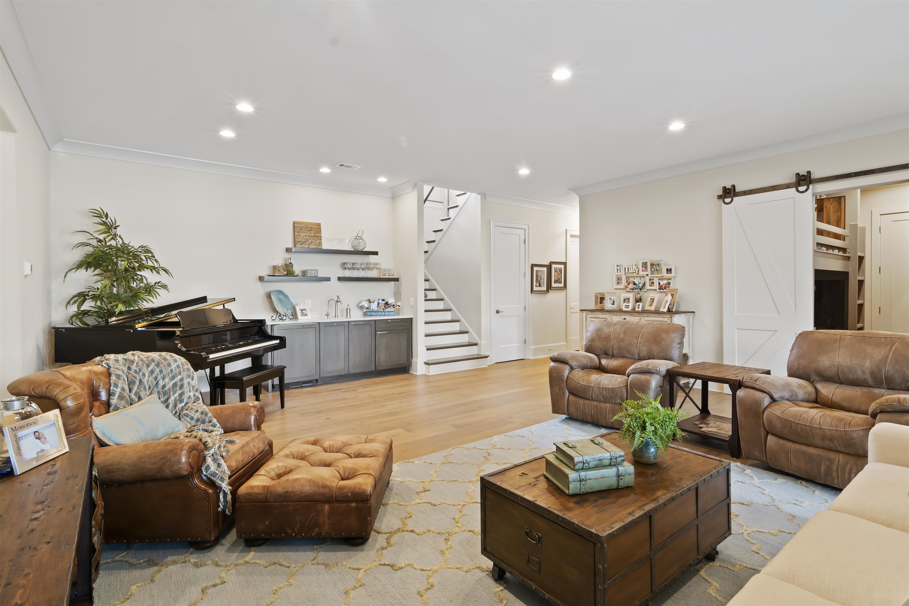 2751 LINGER LONGER DRIVE image 38