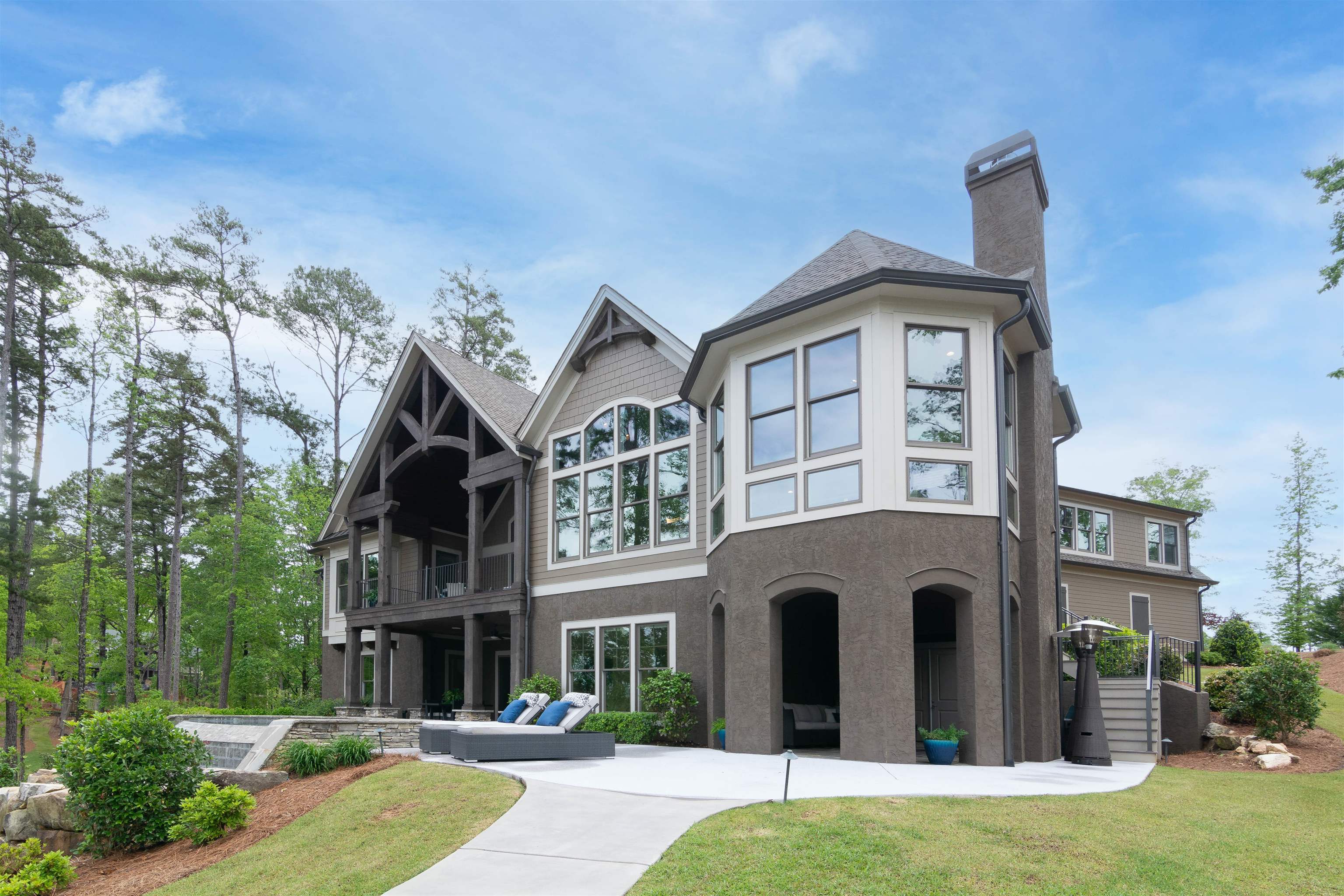 2751 LINGER LONGER DRIVE image 9