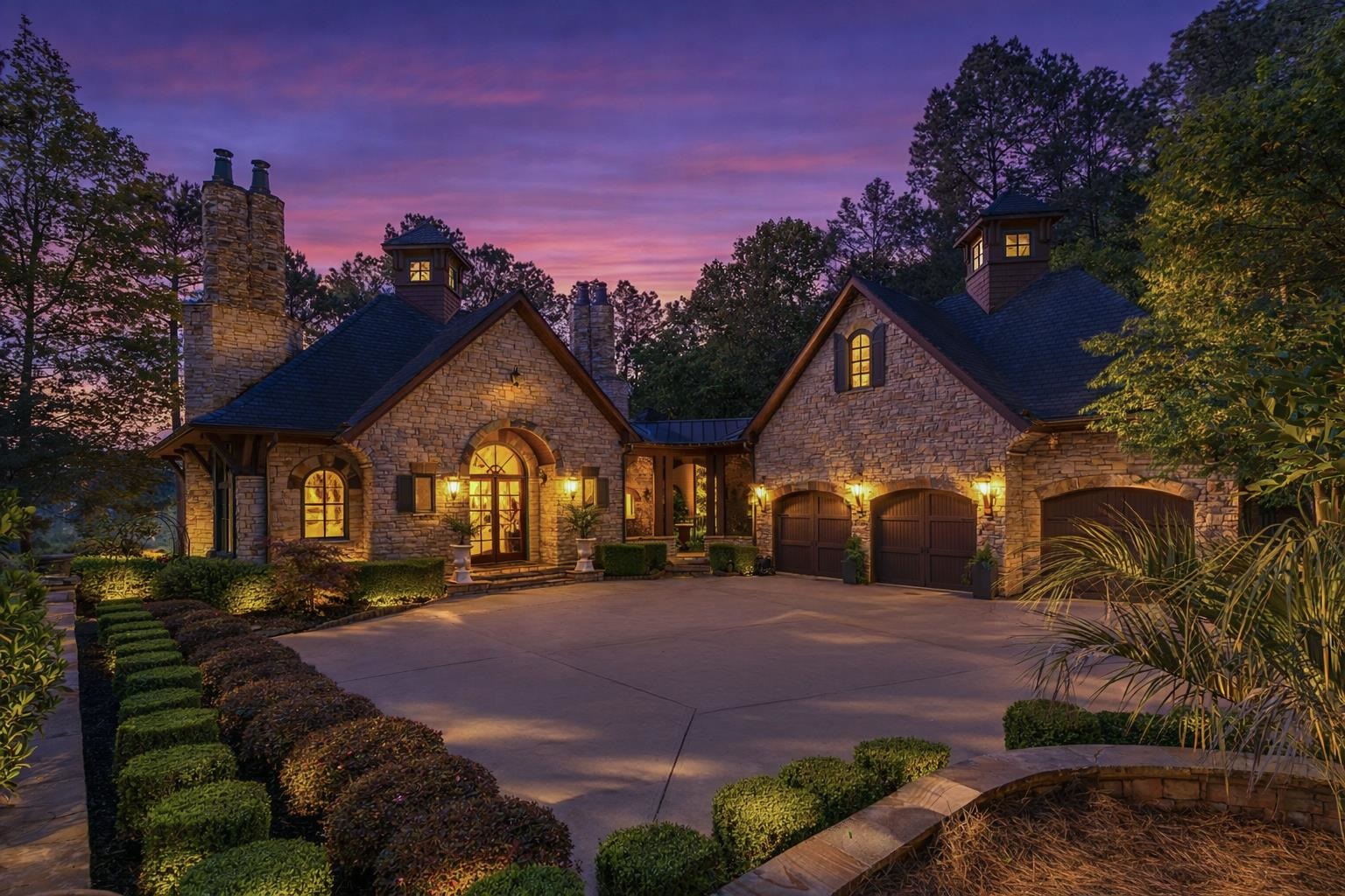 1090 SPRING CREEK image 2