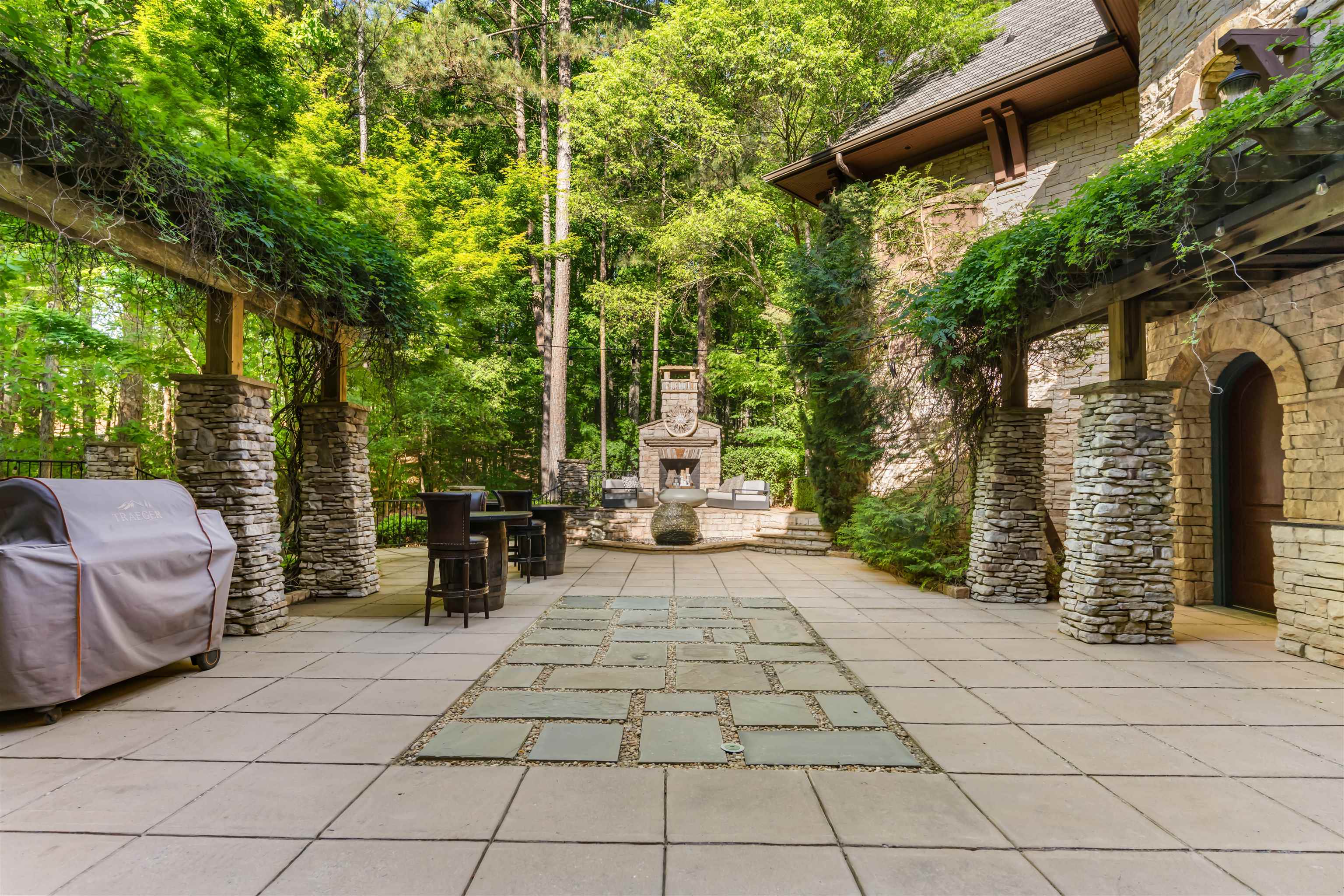 1090 SPRING CREEK image 42