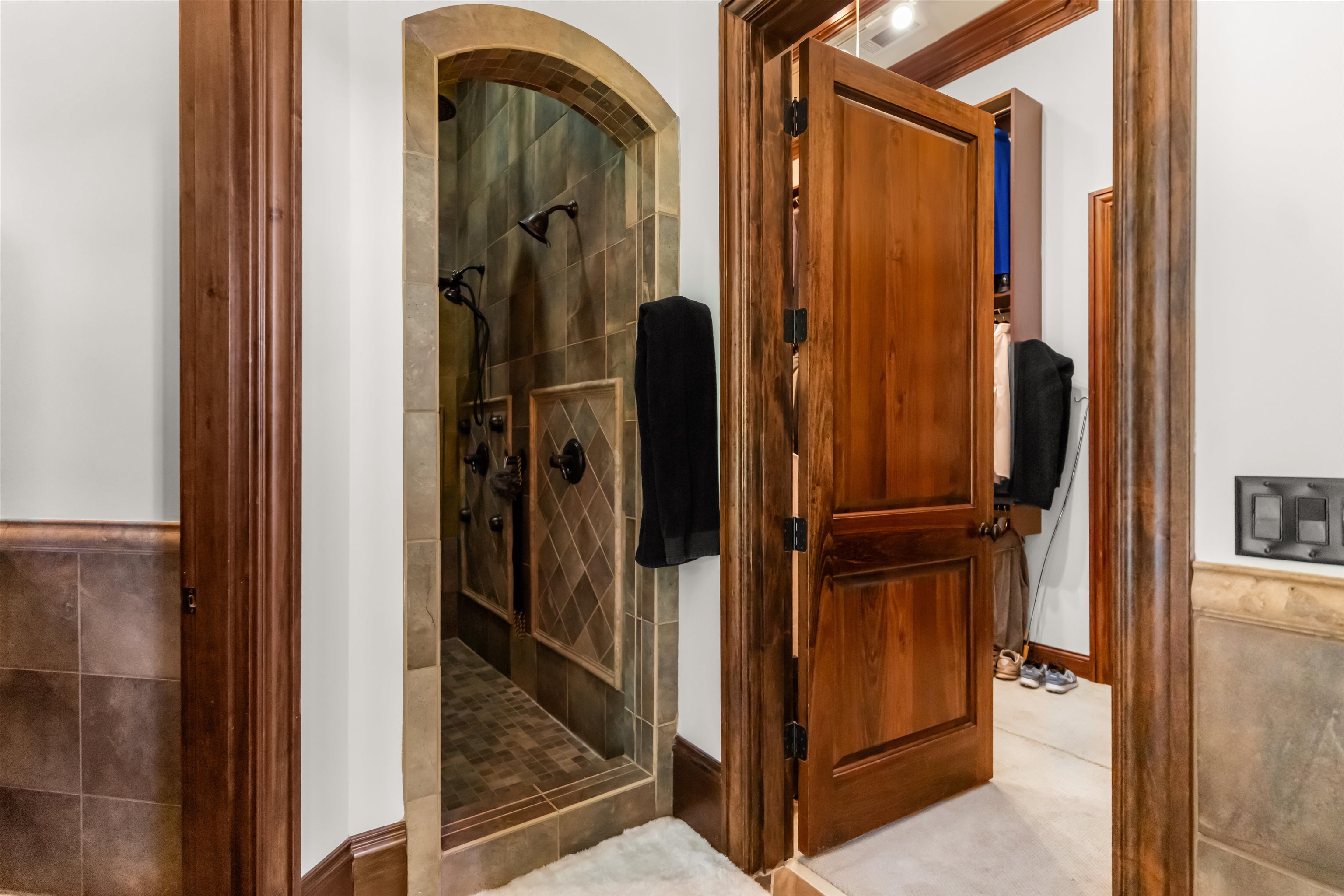 1090 SPRING CREEK image 51