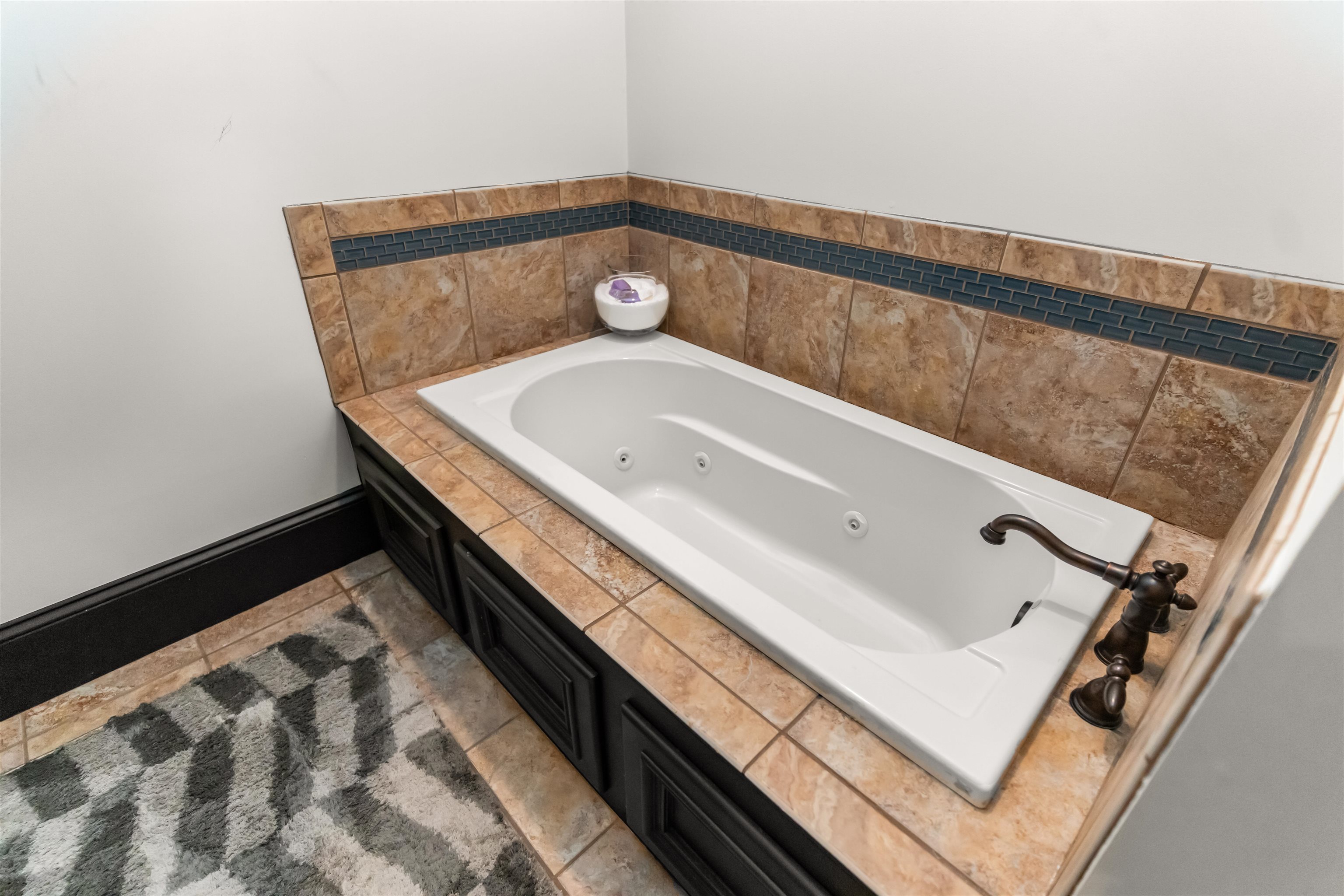 1090 SPRING CREEK image 68