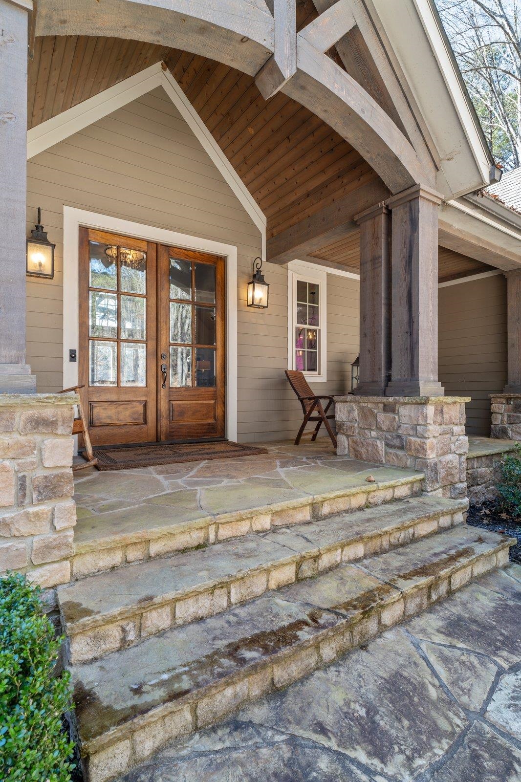 1170 PALOMA DRIVE image 3