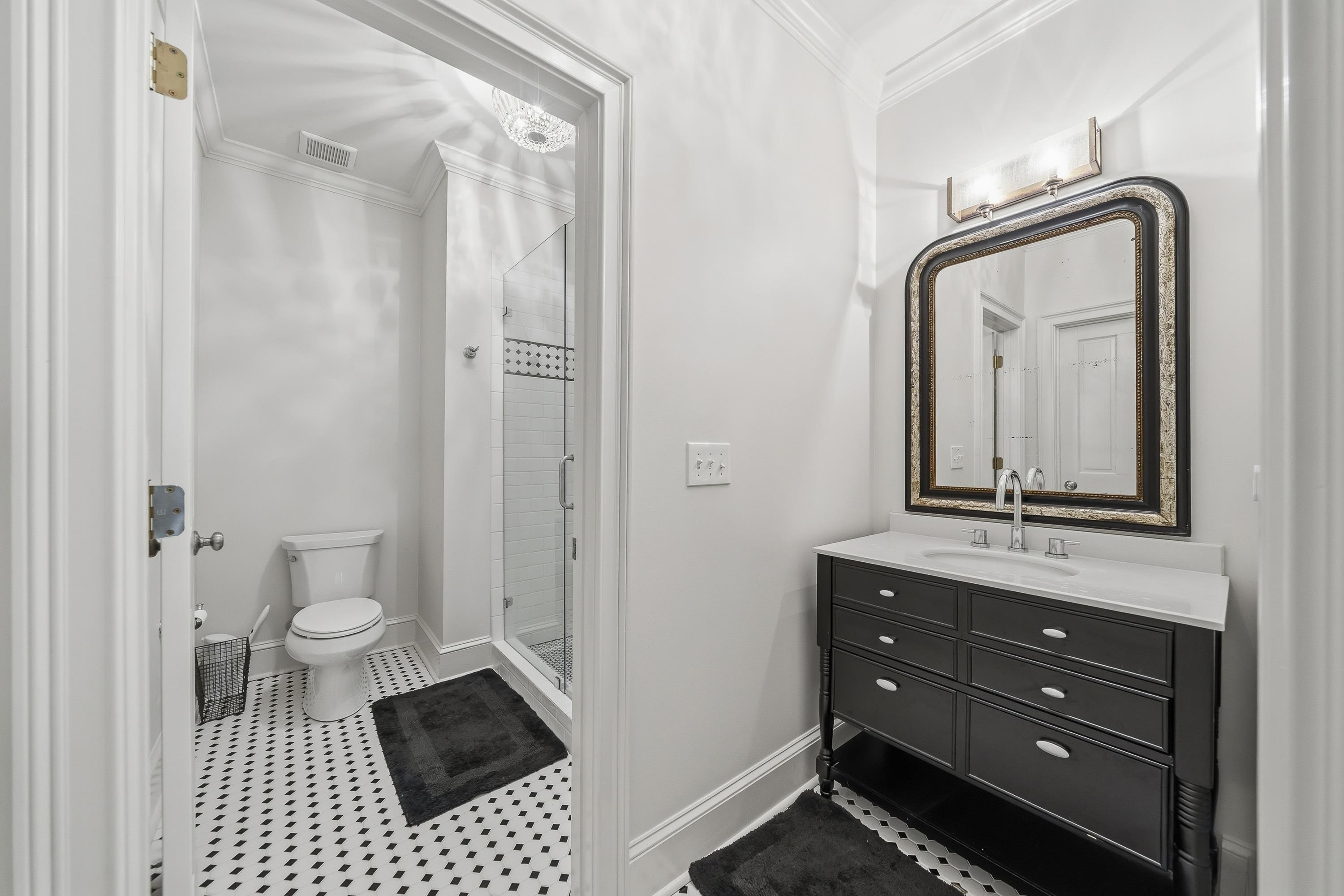 1021 LOCKETS TRAIL image 44