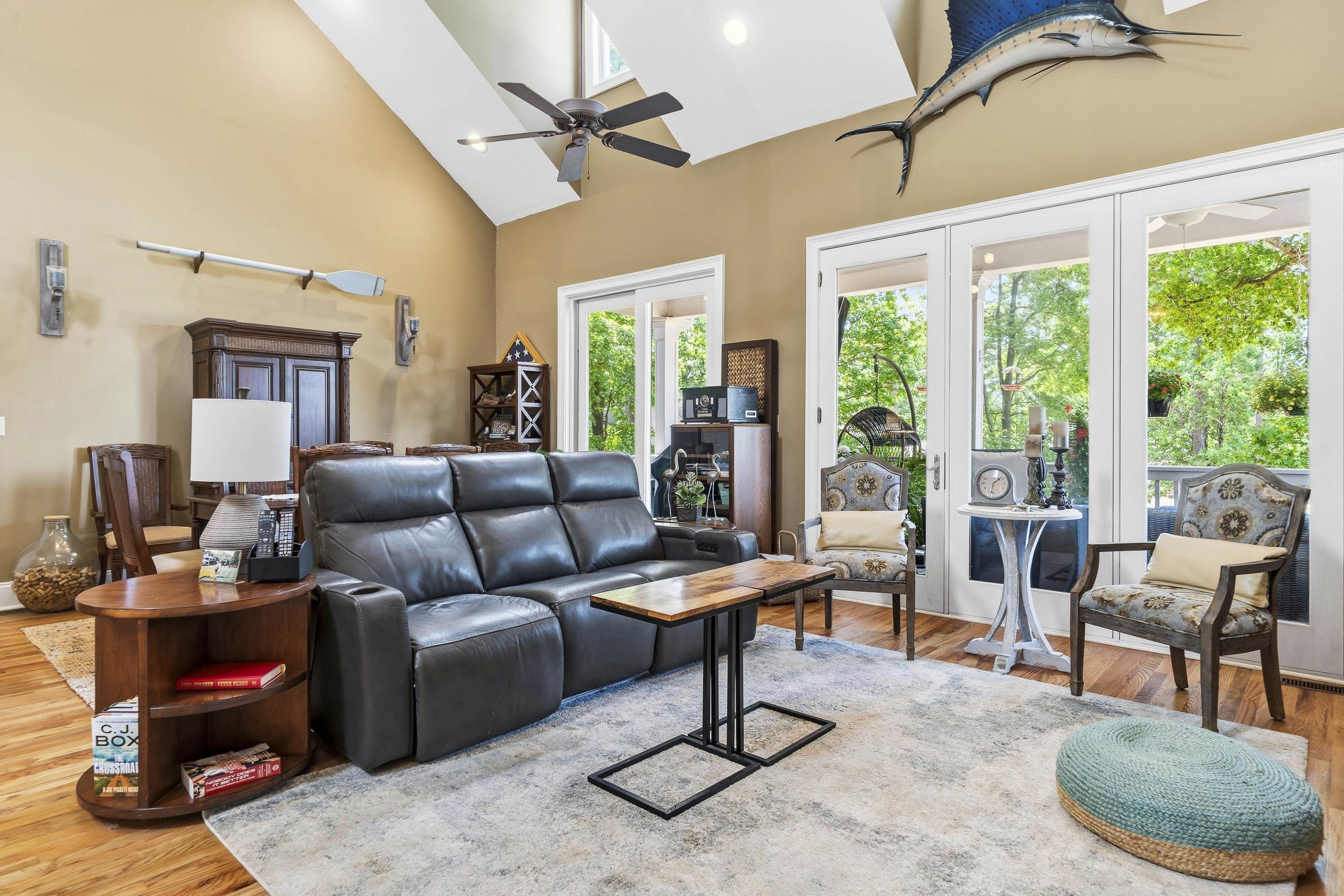 1080 EMERALD VIEW DRIVE image 16