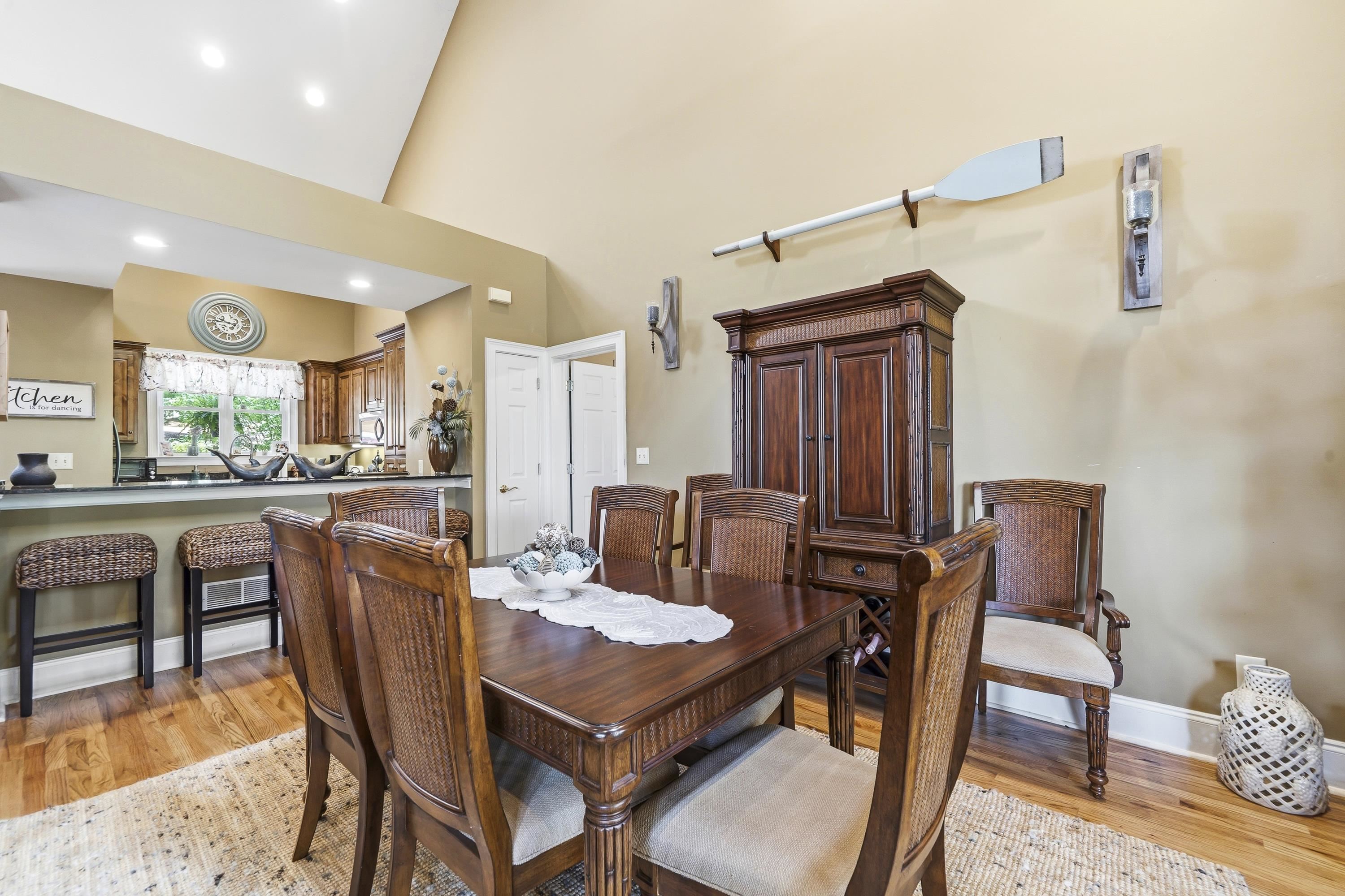 1080 EMERALD VIEW DRIVE image 27