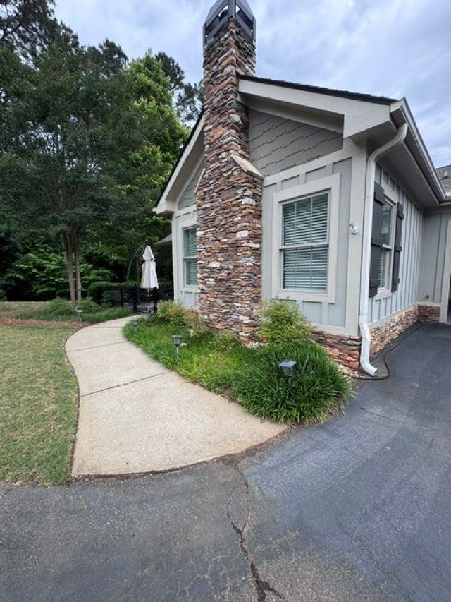 122 EDGEWOOD COURT image 16