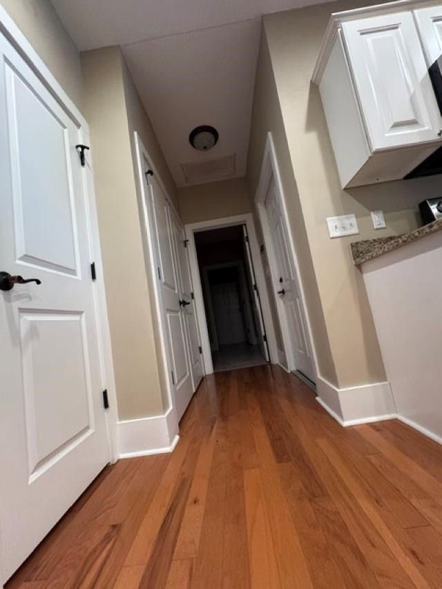 122 EDGEWOOD COURT image 6