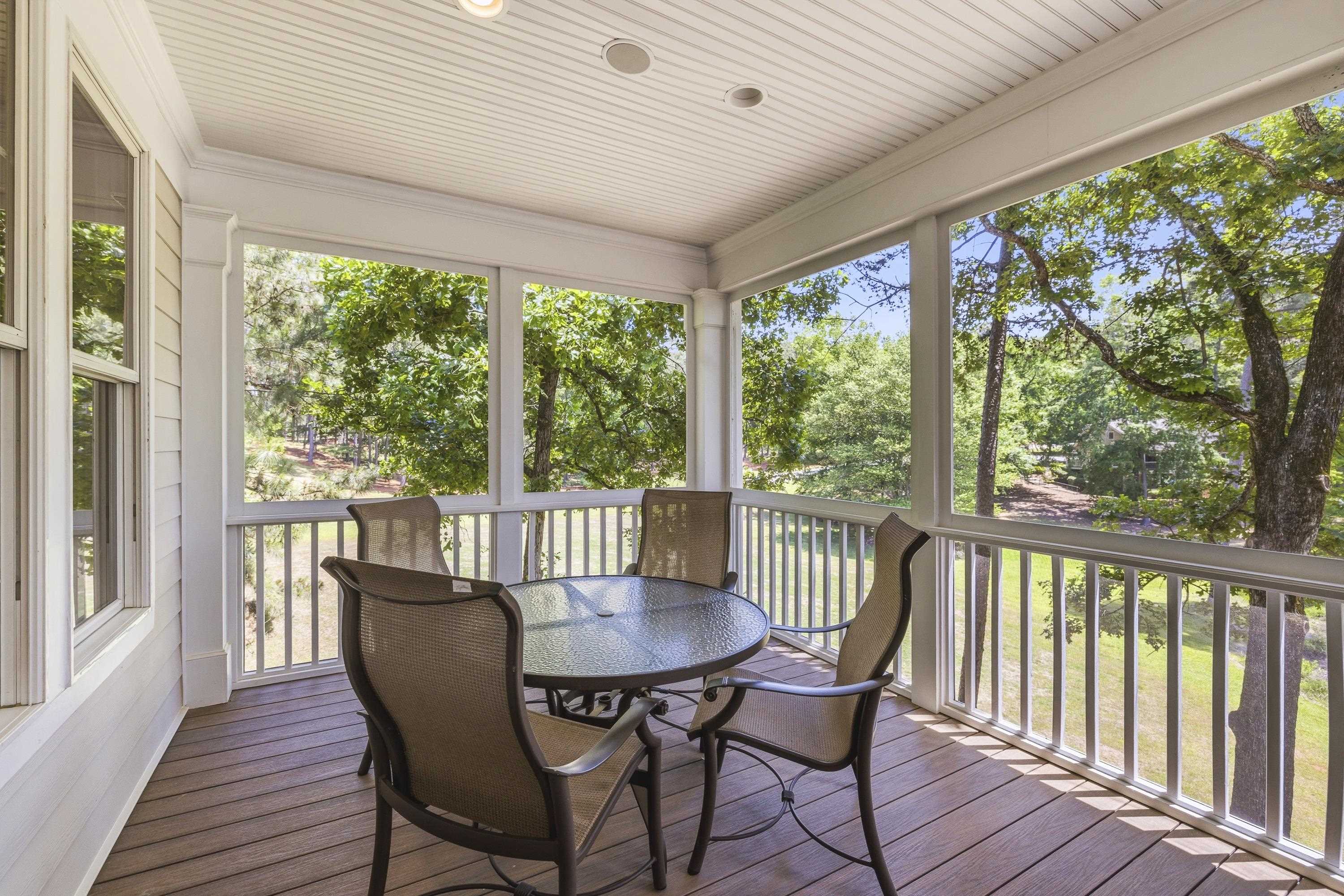 1010 HUBIES WAY image 33