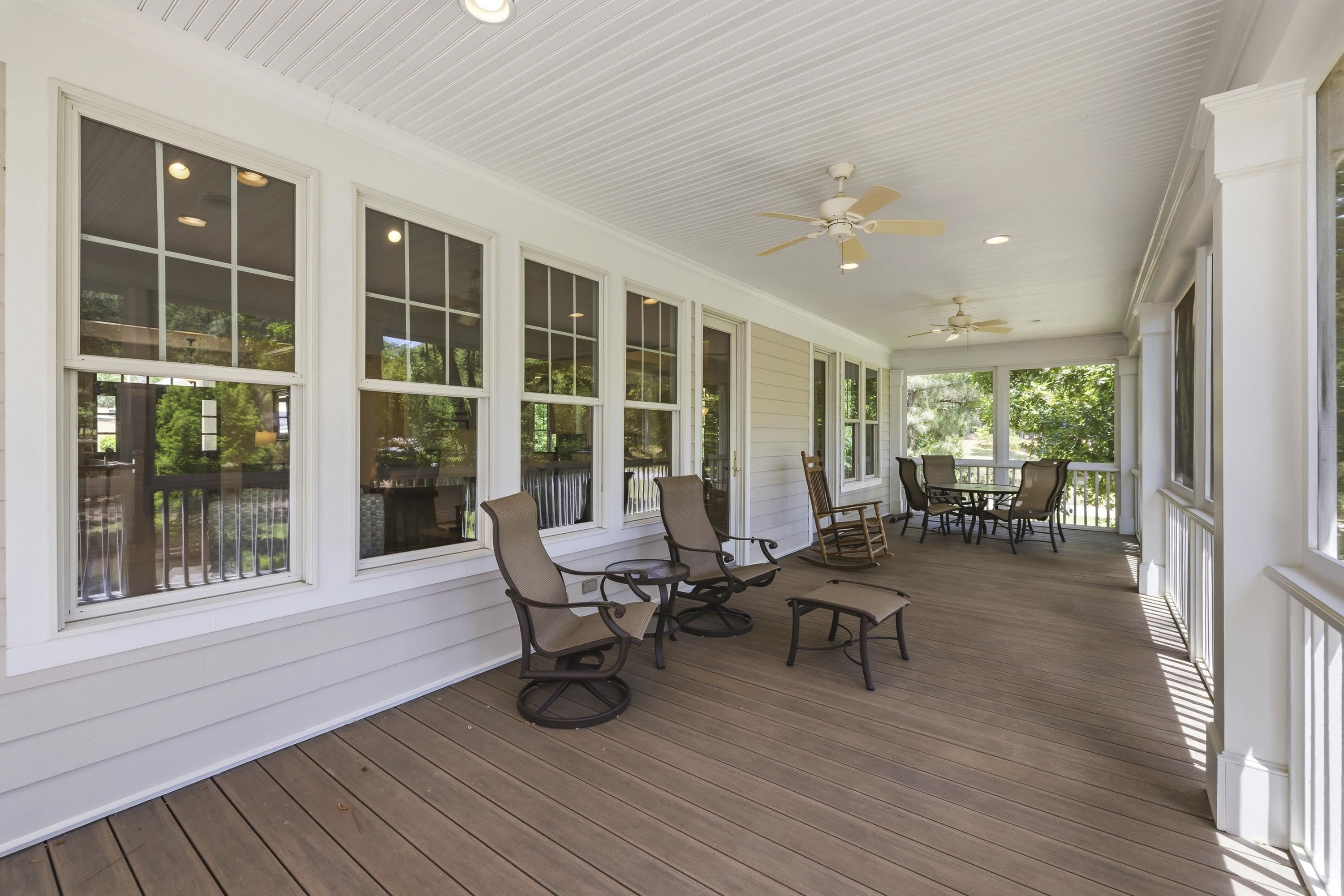 1010 HUBIES WAY image 35