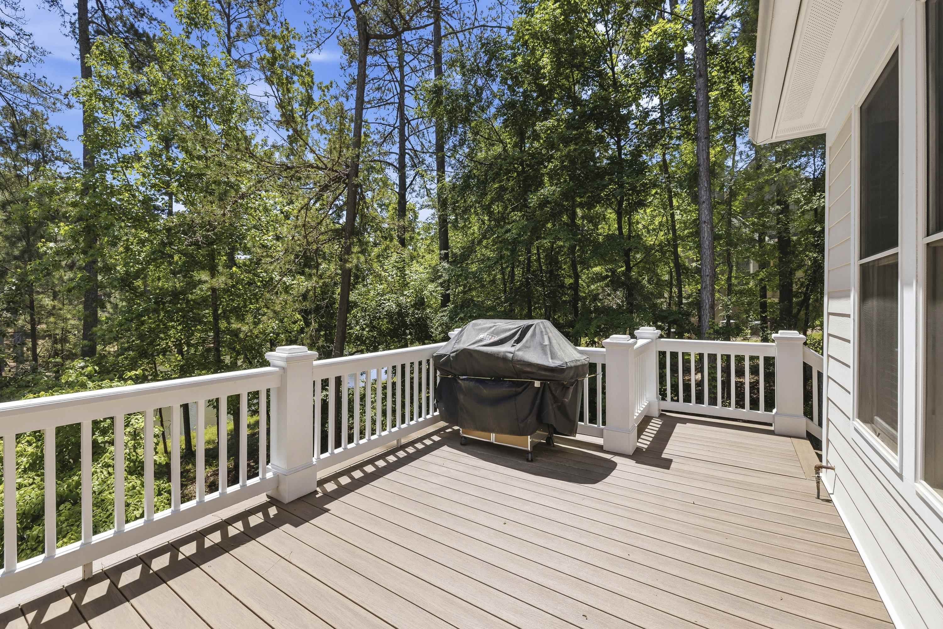 1010 HUBIES WAY image 36