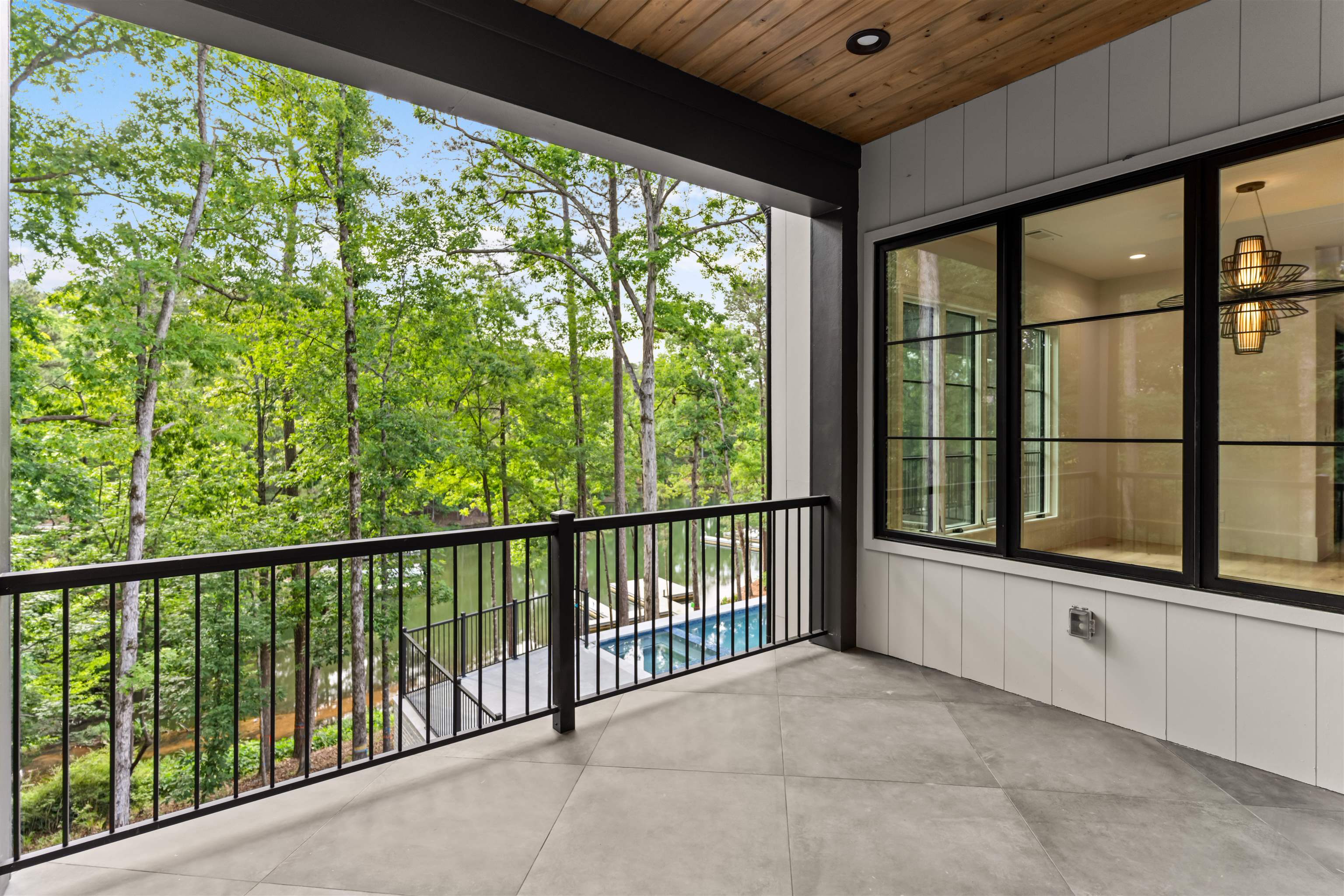 1040 SUNRISE COURT image 11