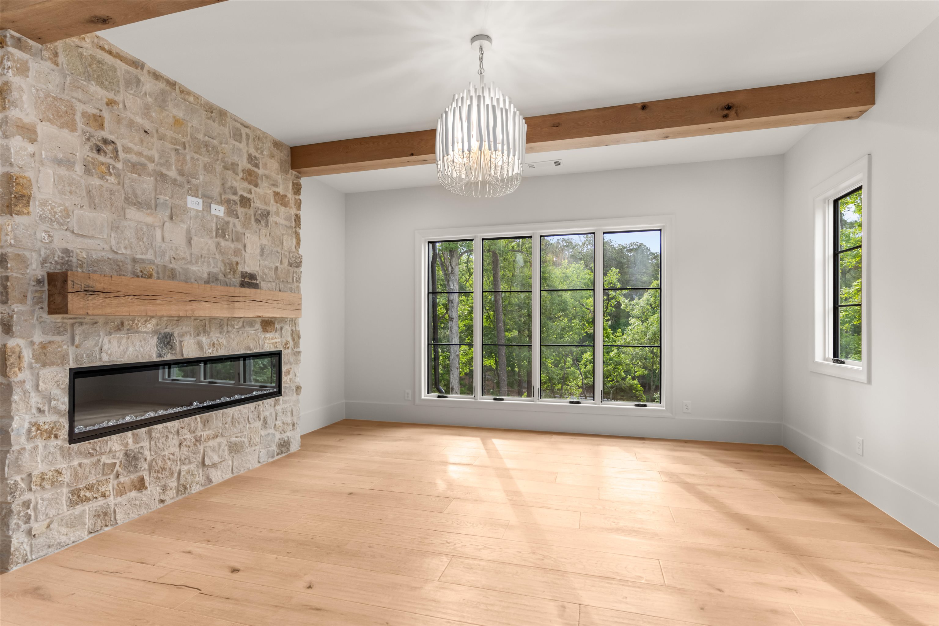1040 SUNRISE COURT image 13