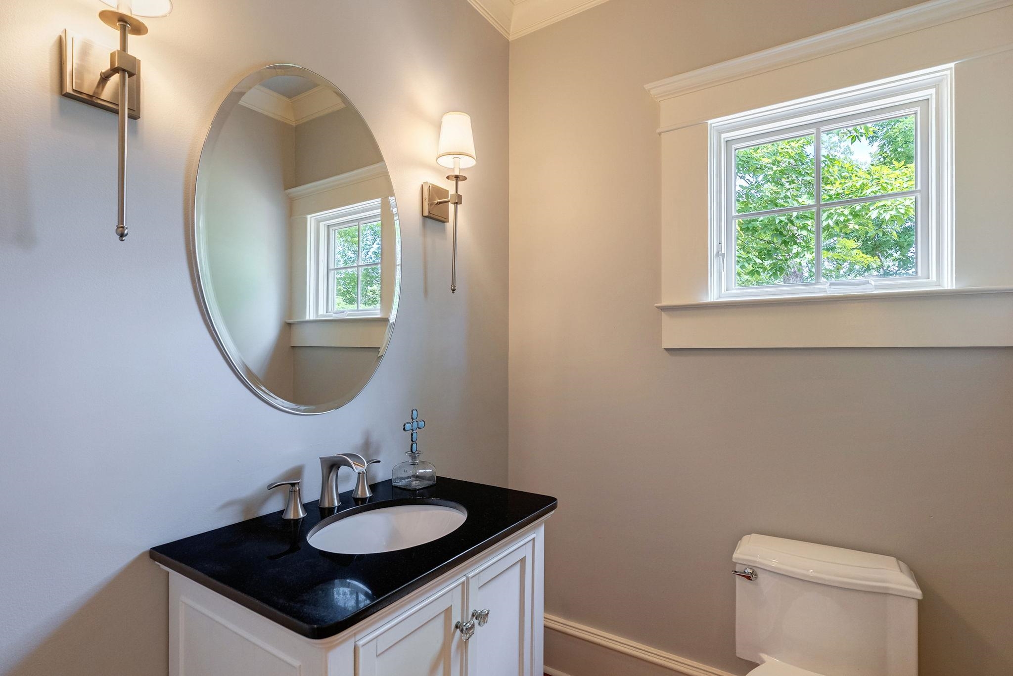 1010 CAROLYNS PLACE image 36