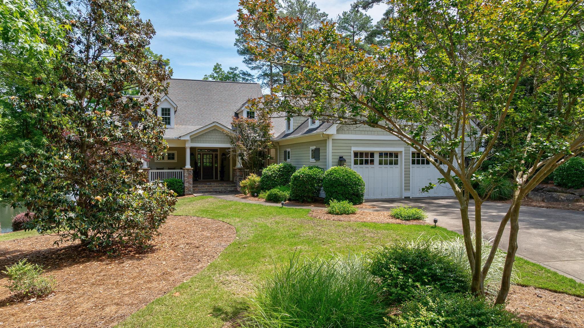 1010 CAROLYNS PLACE image 6