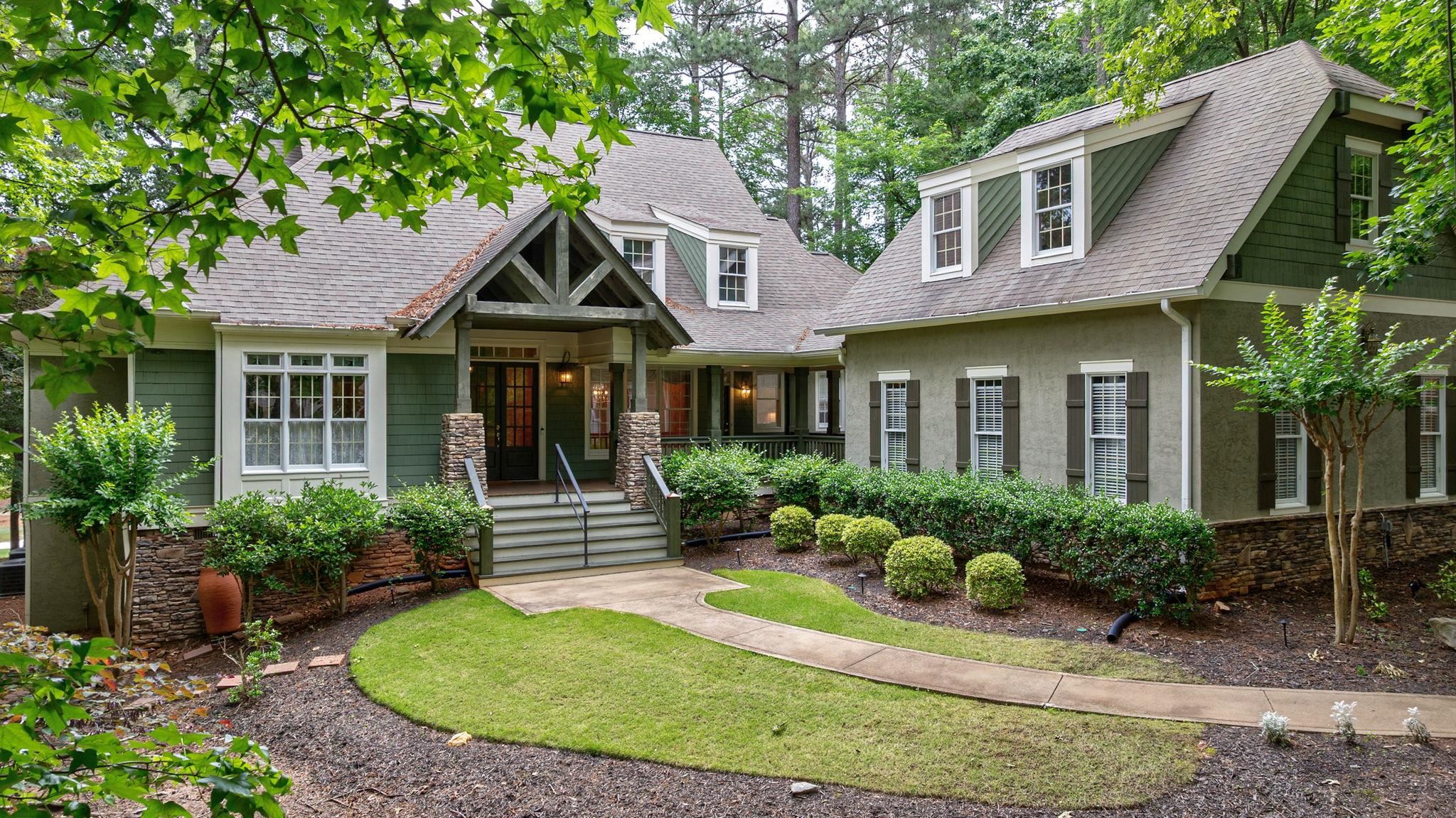 1021 PLANTERS LANE image 1