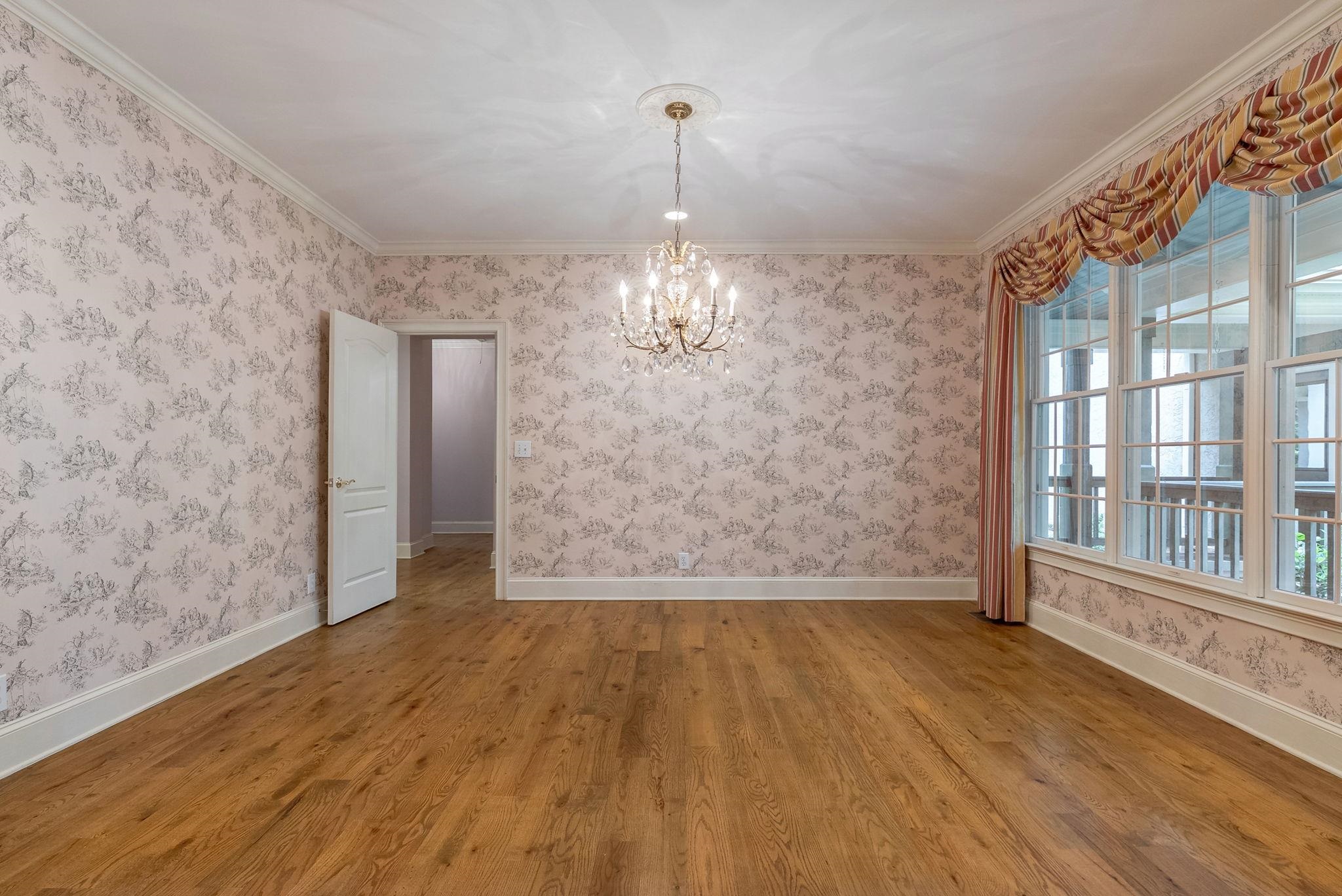 1021 PLANTERS LANE image 25