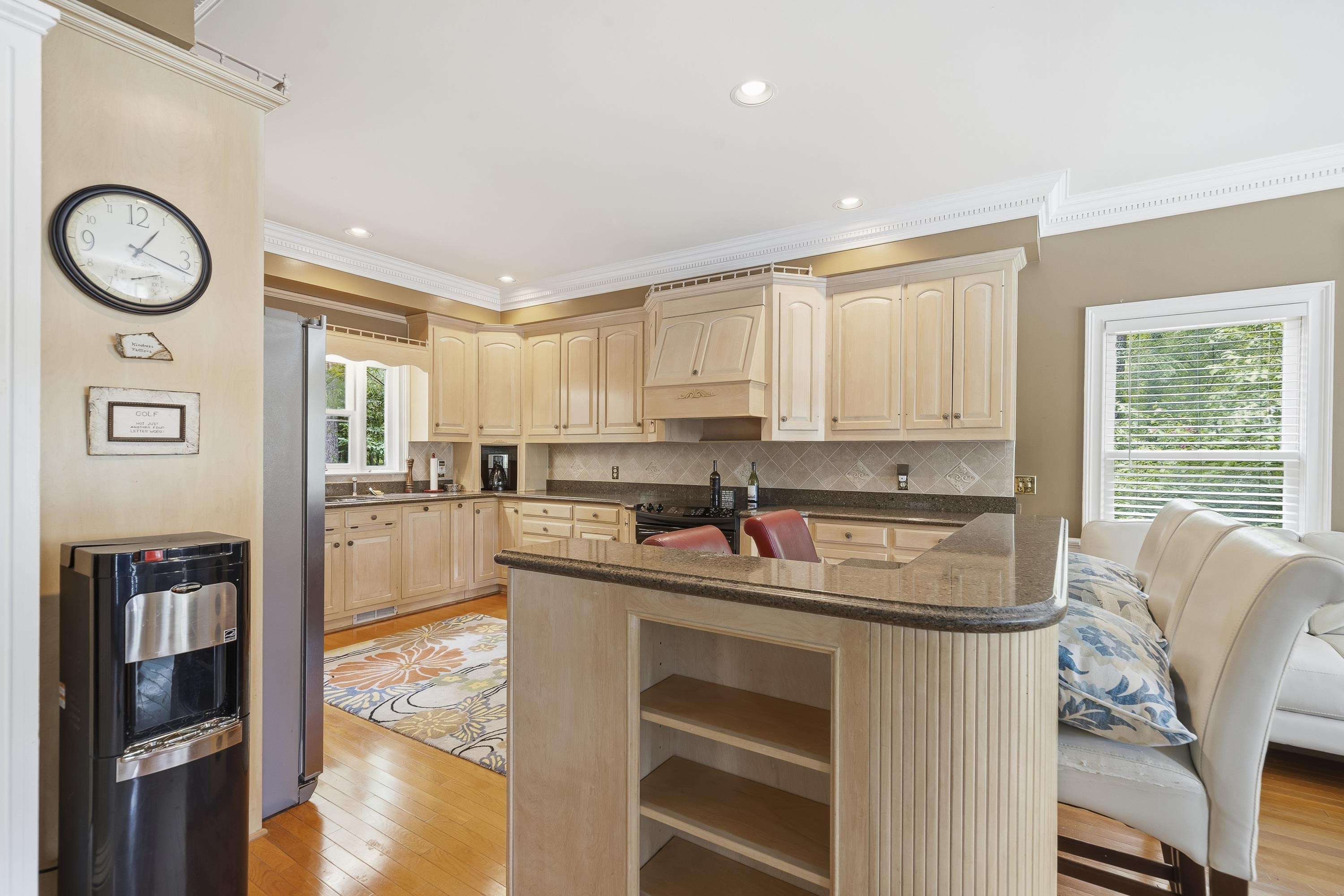 1241 CEDAR RIDGE DRIVE image 32
