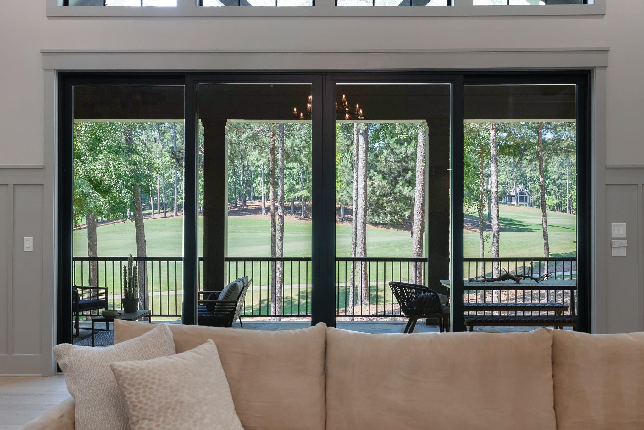 1010 MONFORT COURT image 11
