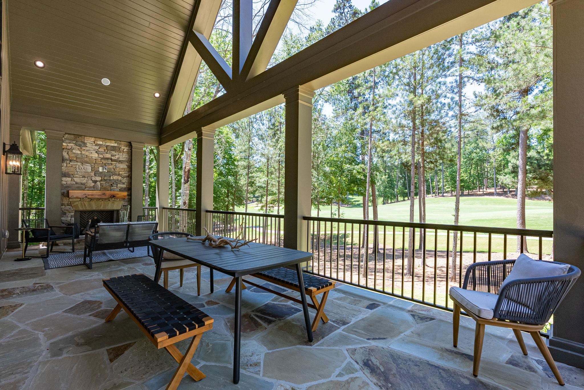 1010 MONFORT COURT image 12
