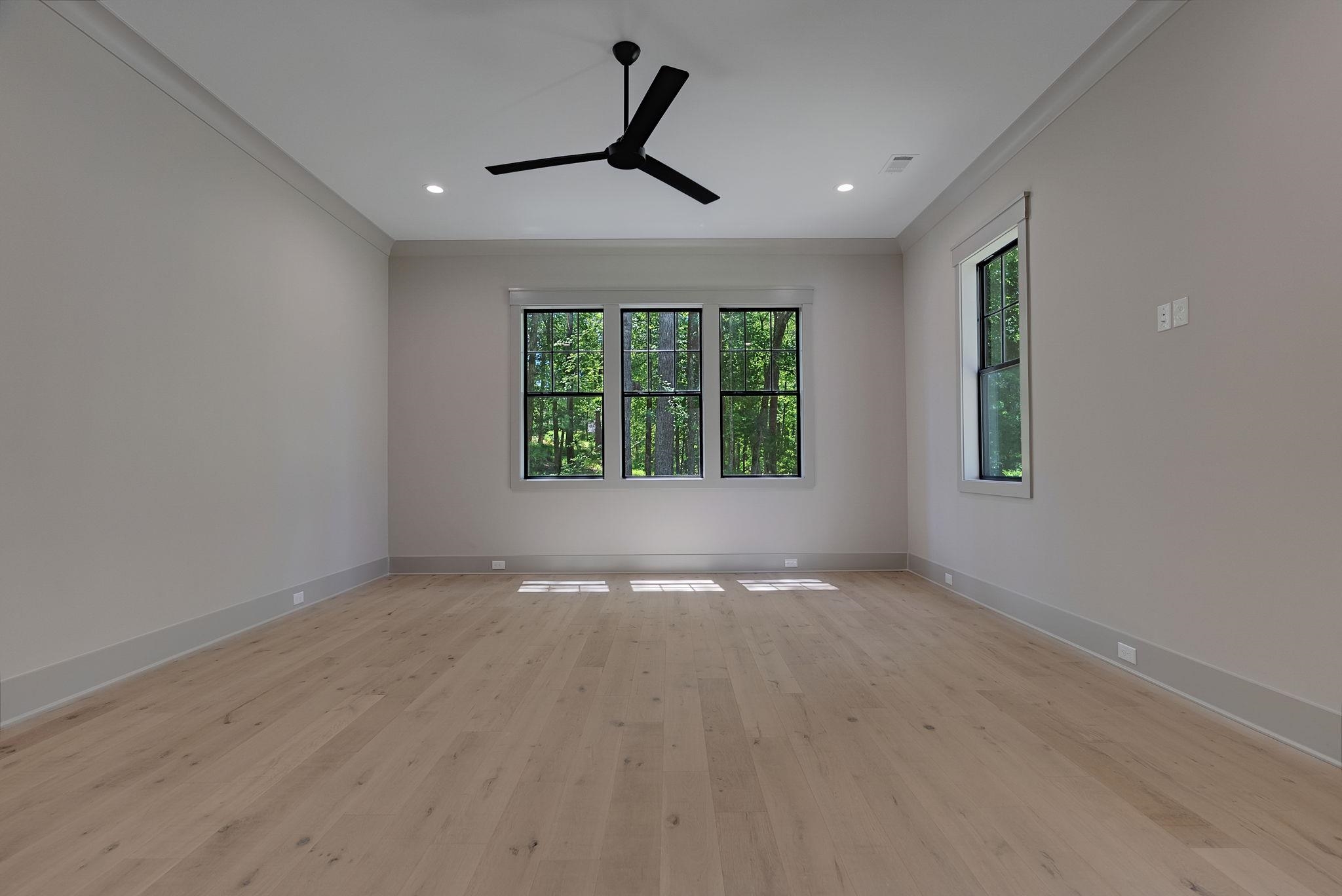 1010 MONFORT COURT image 56