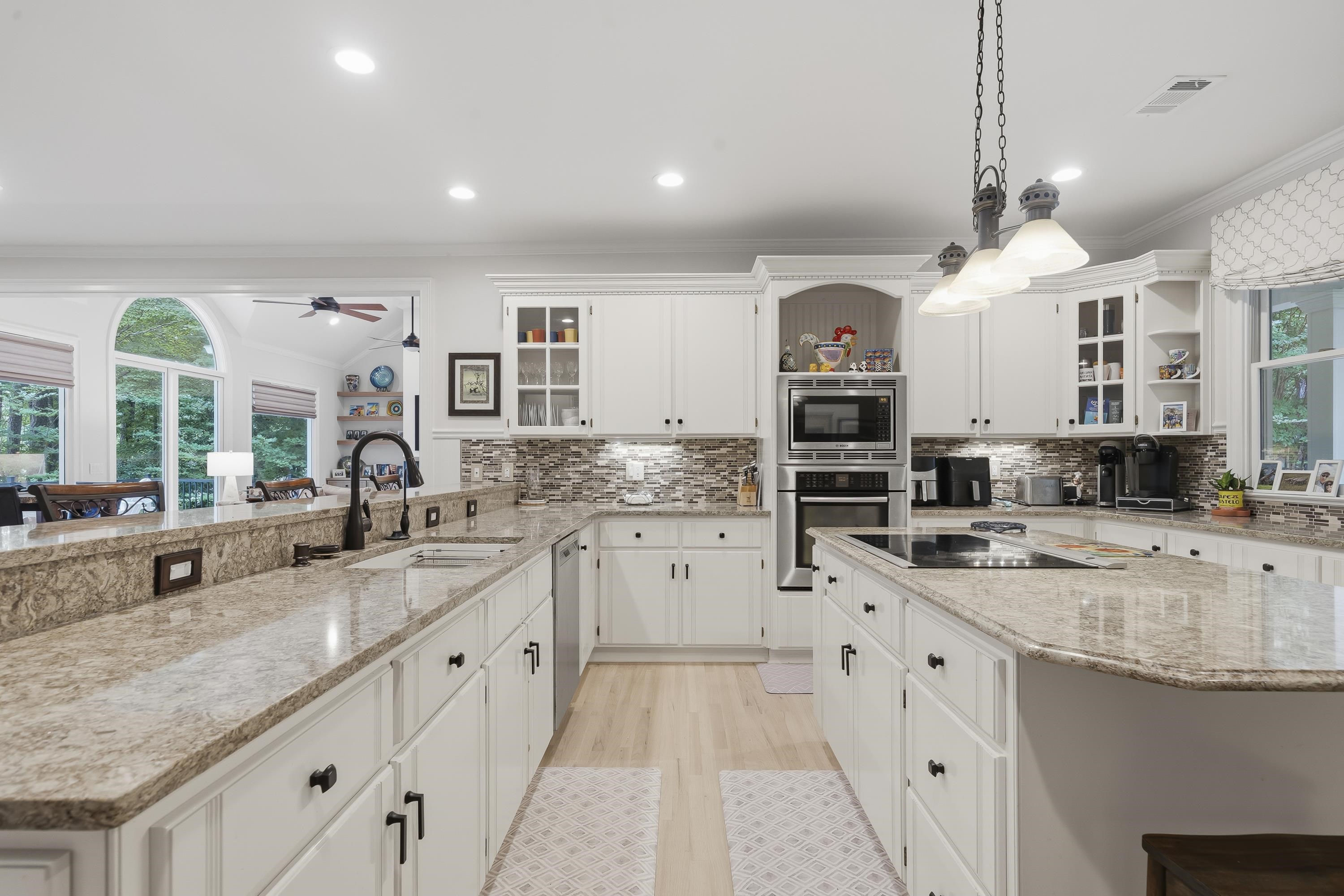 1040 STOCKS LANE image 28