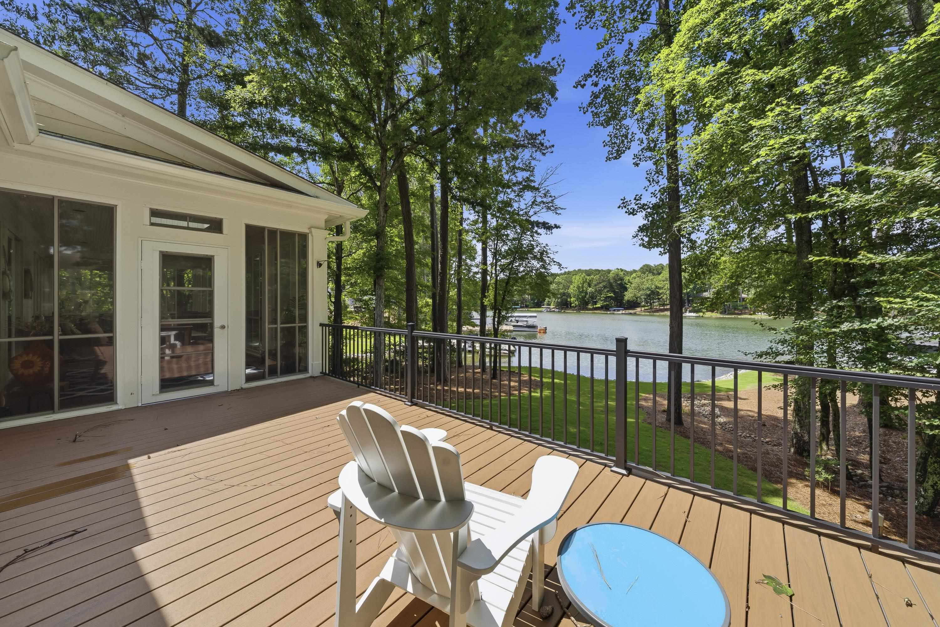 1040 STOCKS LANE image 35