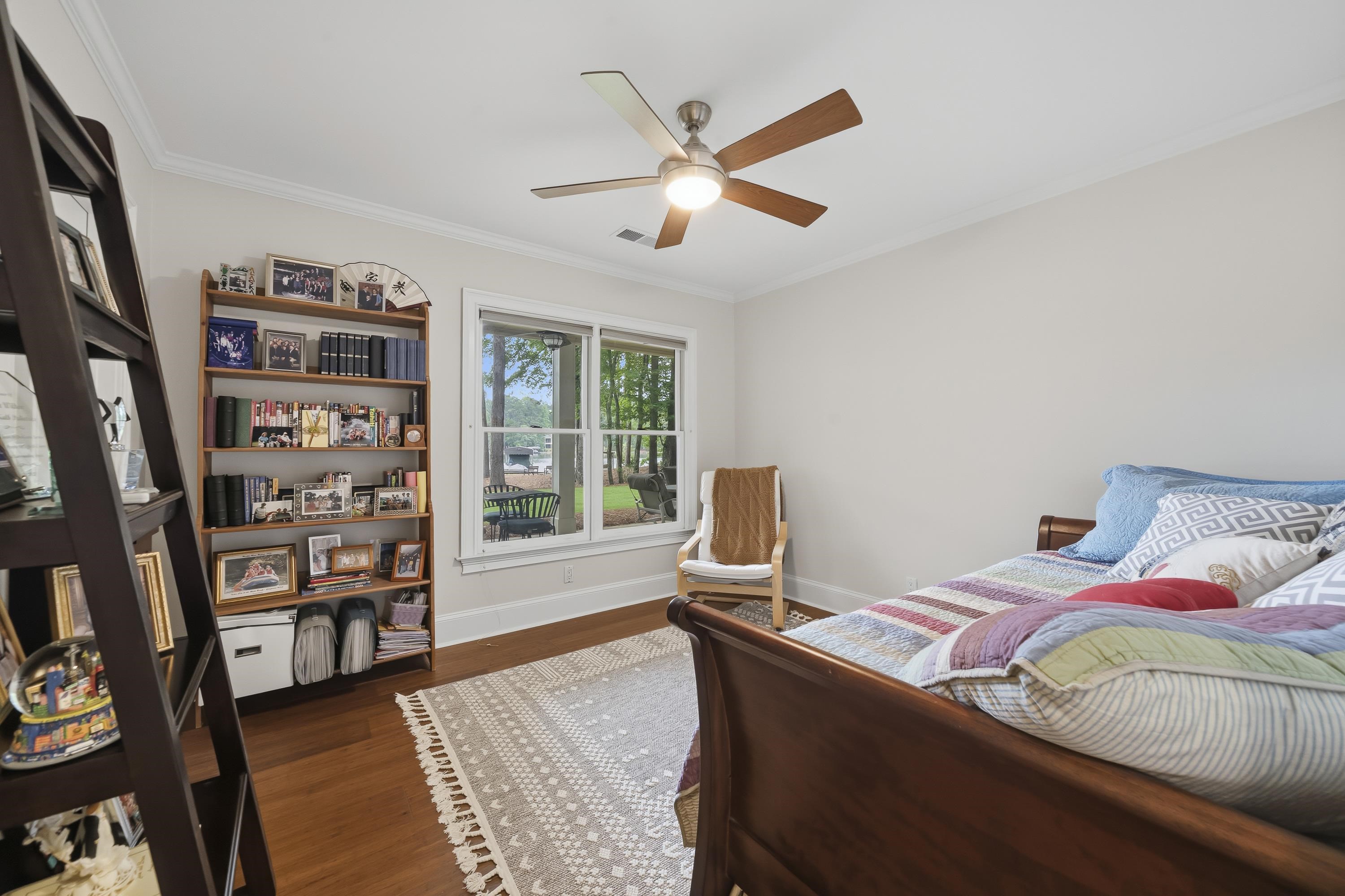 1040 STOCKS LANE image 57