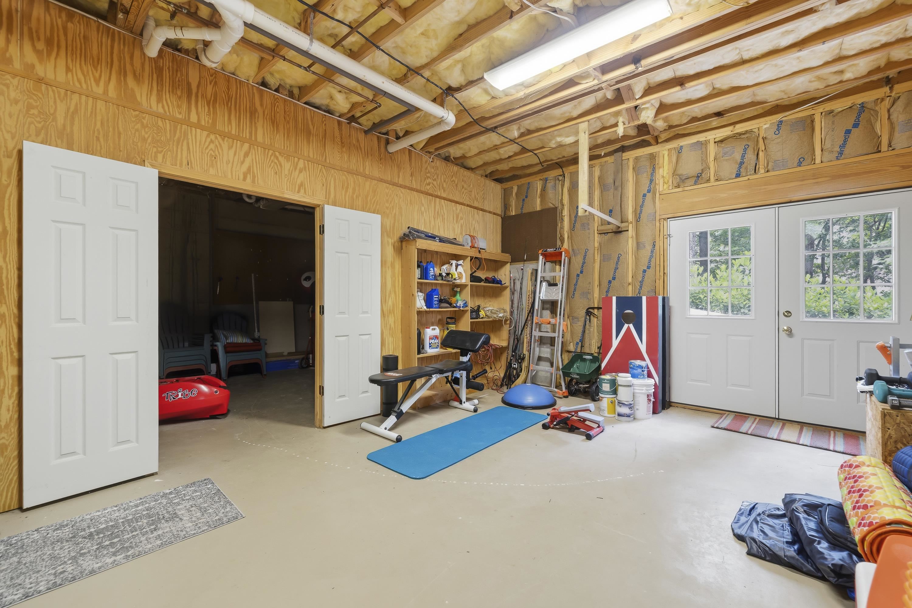 1040 STOCKS LANE image 64