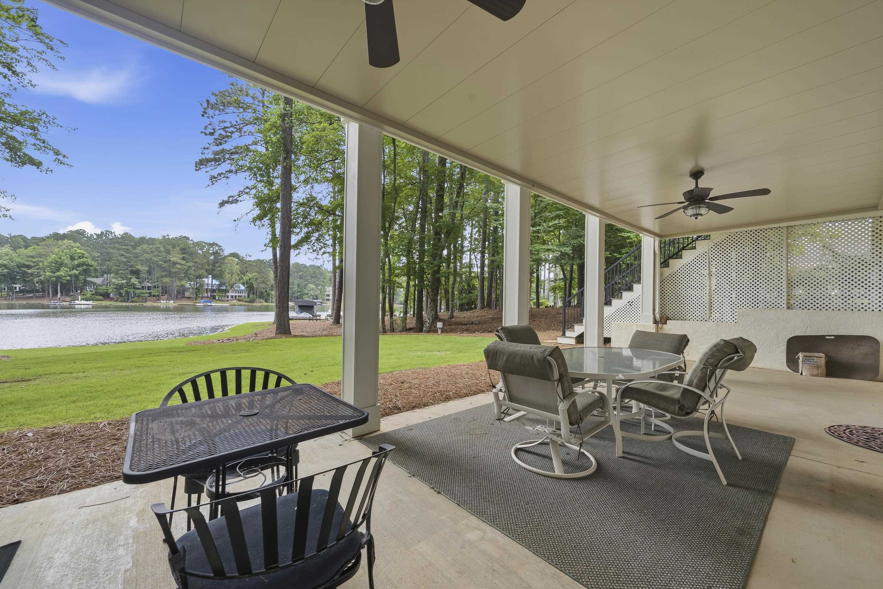 1040 STOCKS LANE image 65