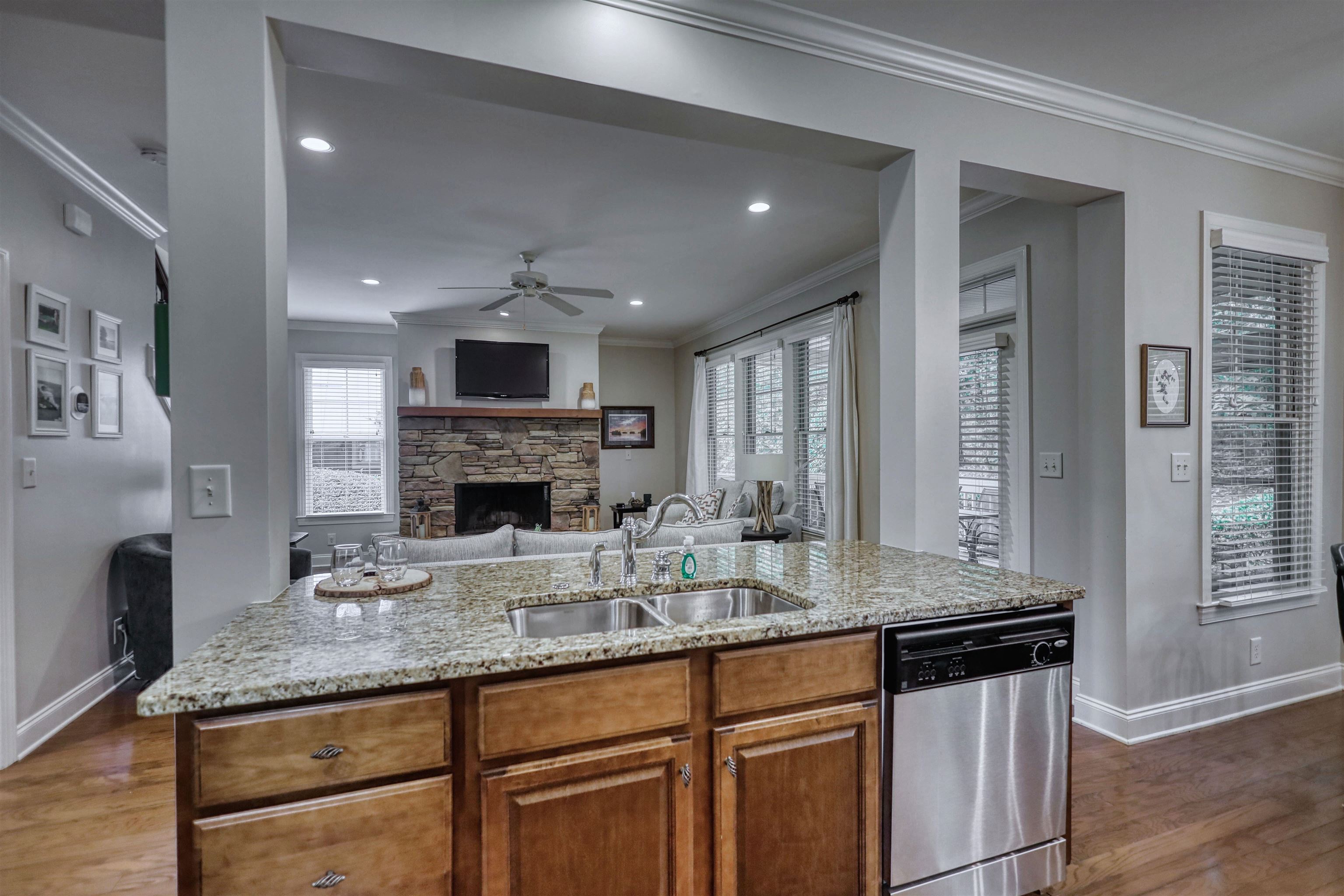 1100 STARBOARD DRIVE image 16