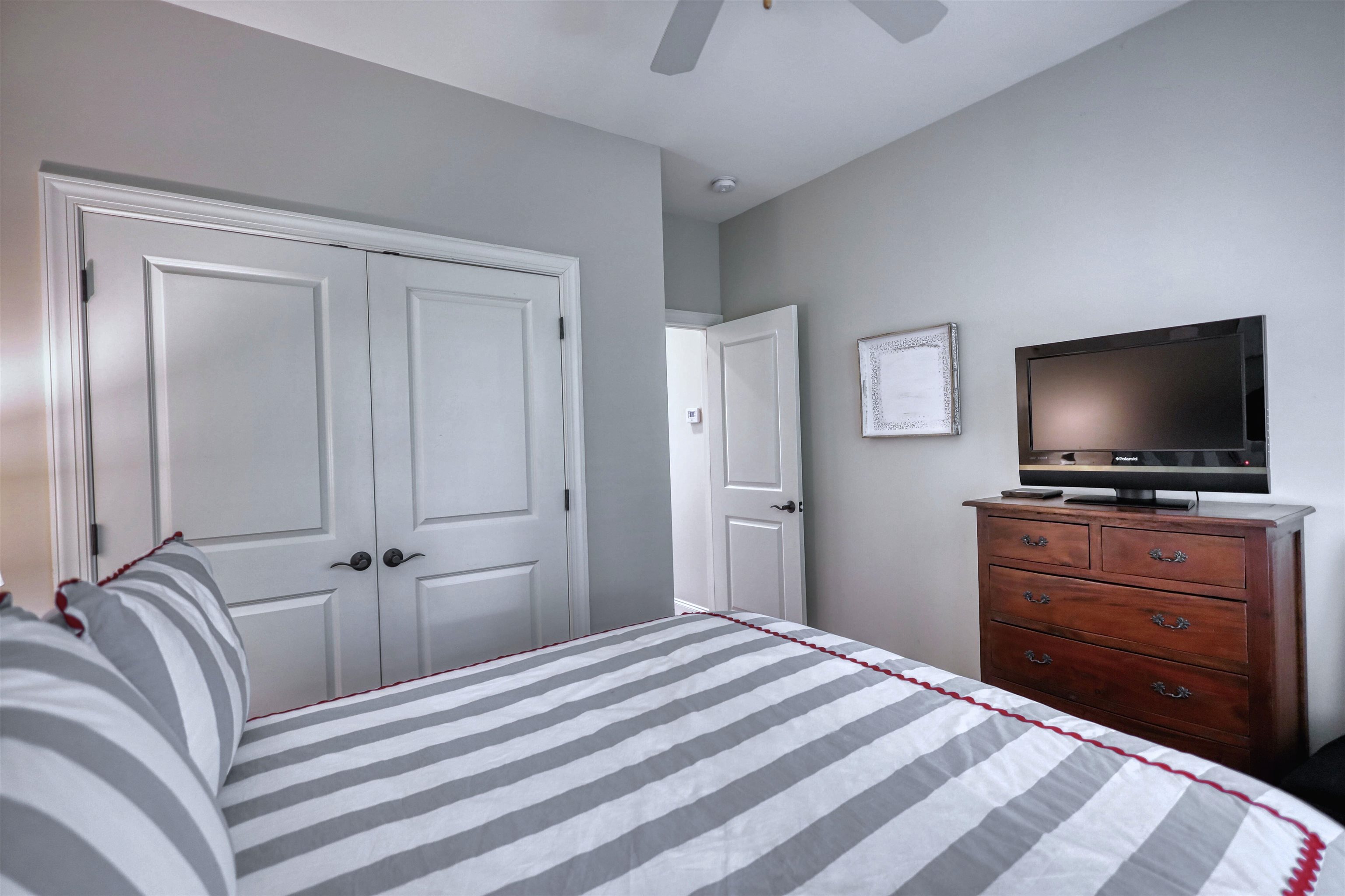 1100 STARBOARD DRIVE image 39