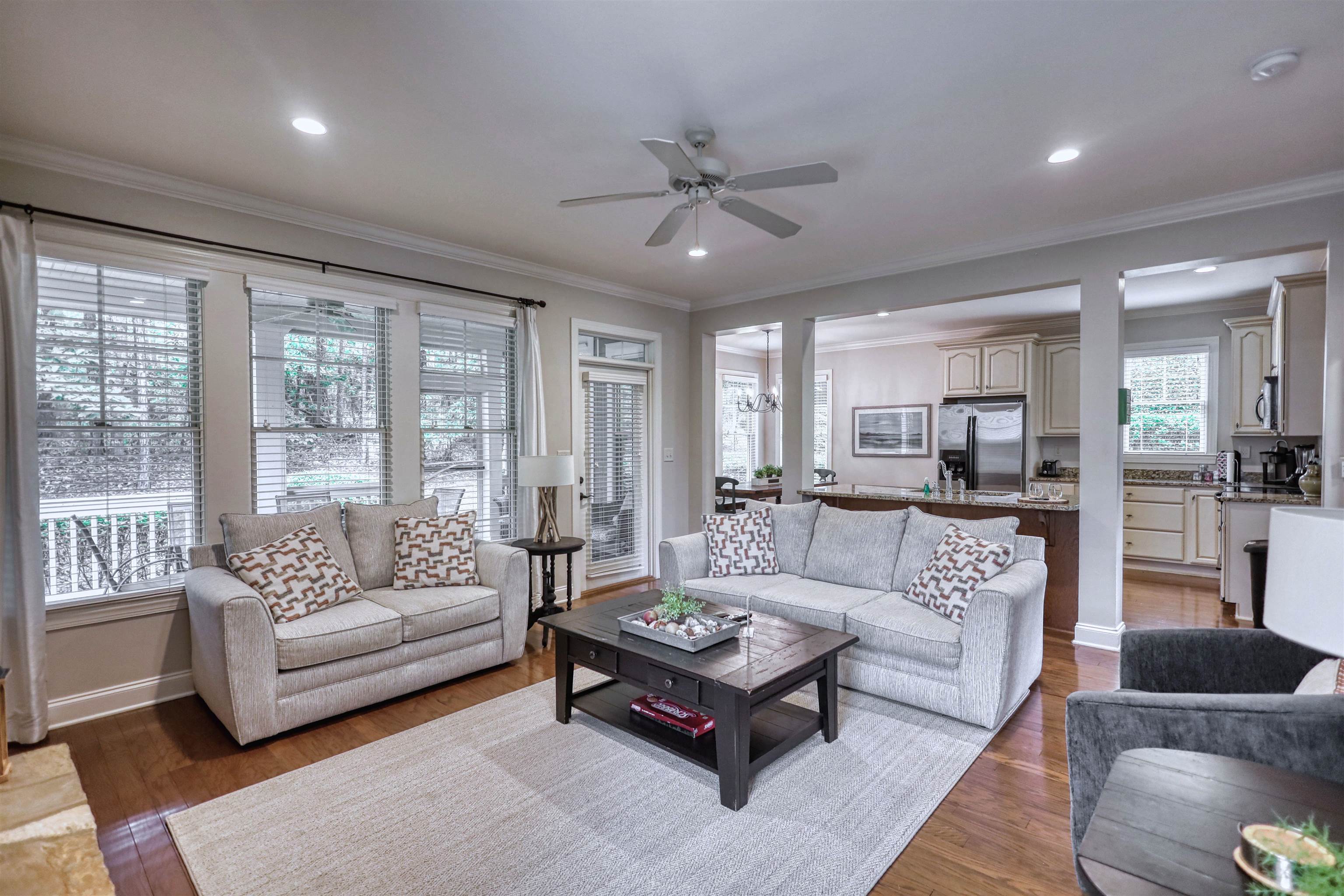 1100 STARBOARD DRIVE image 10